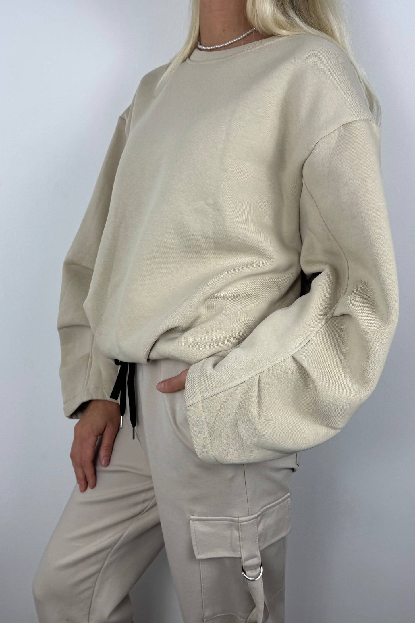 Damen Oversize Sweatshirt mit Rundhalsausschnitt –Beige