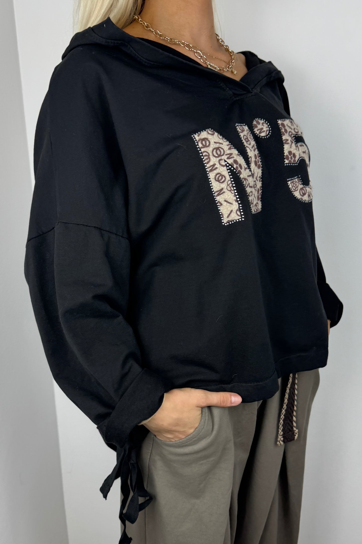 Hoodie mit Print-Detail und Bindeband-Schwarz