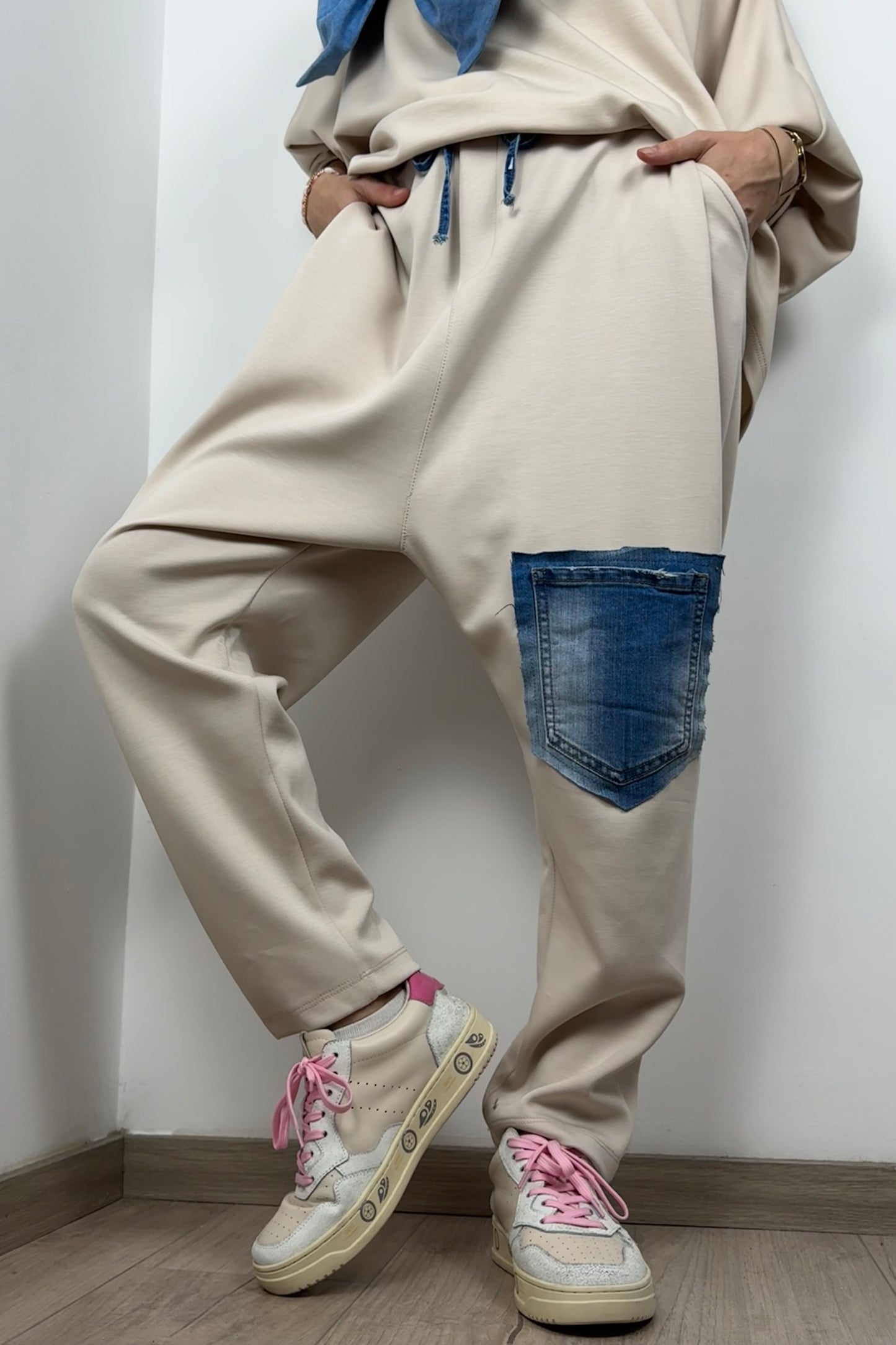 Stylische Hose mit Denim-Details und Komfort-Bund-Beige