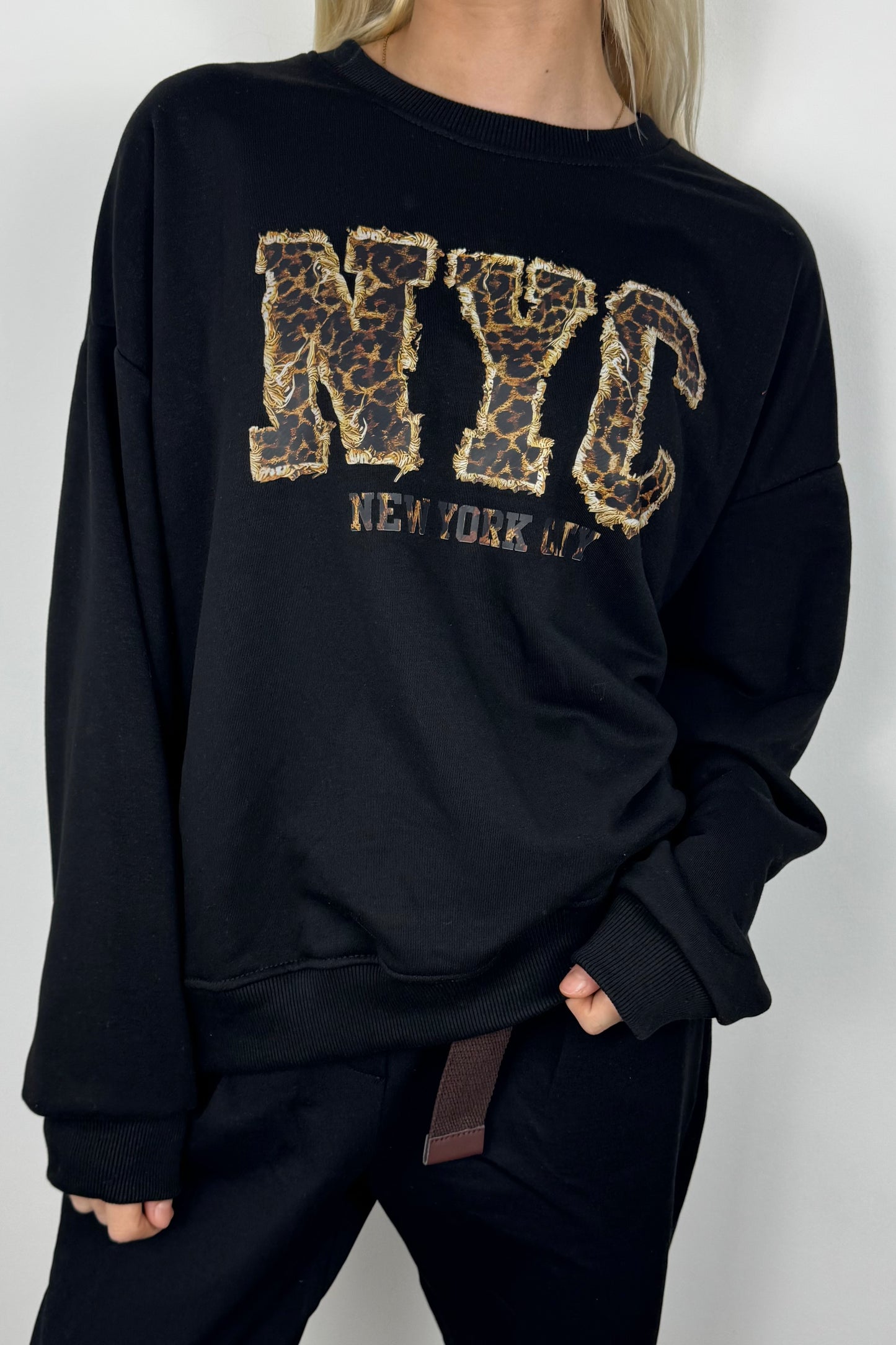 Sweatshirt mit NYC-Applikation-Schwarz