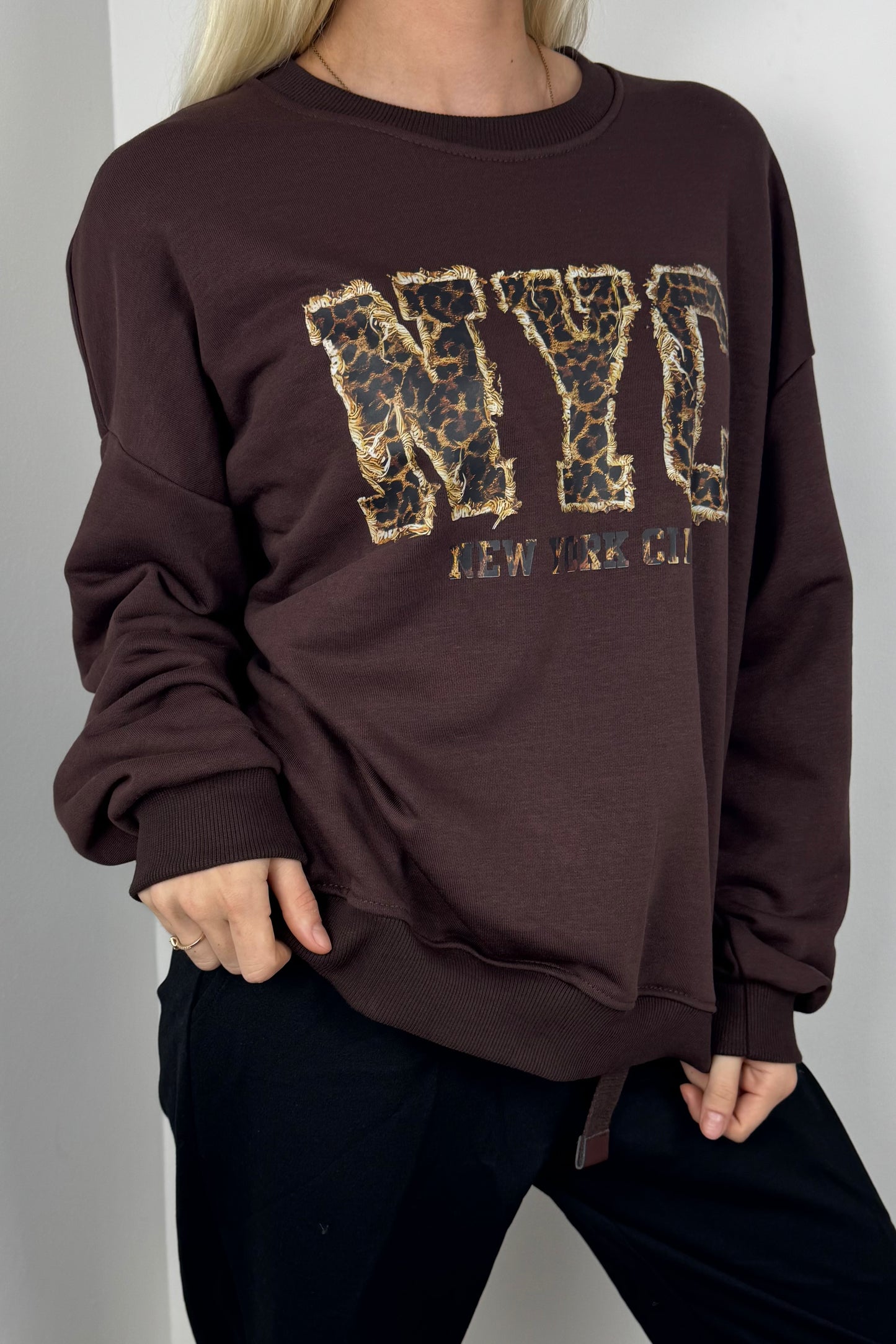 Sweatshirt mit NYC-Applikation-Choco