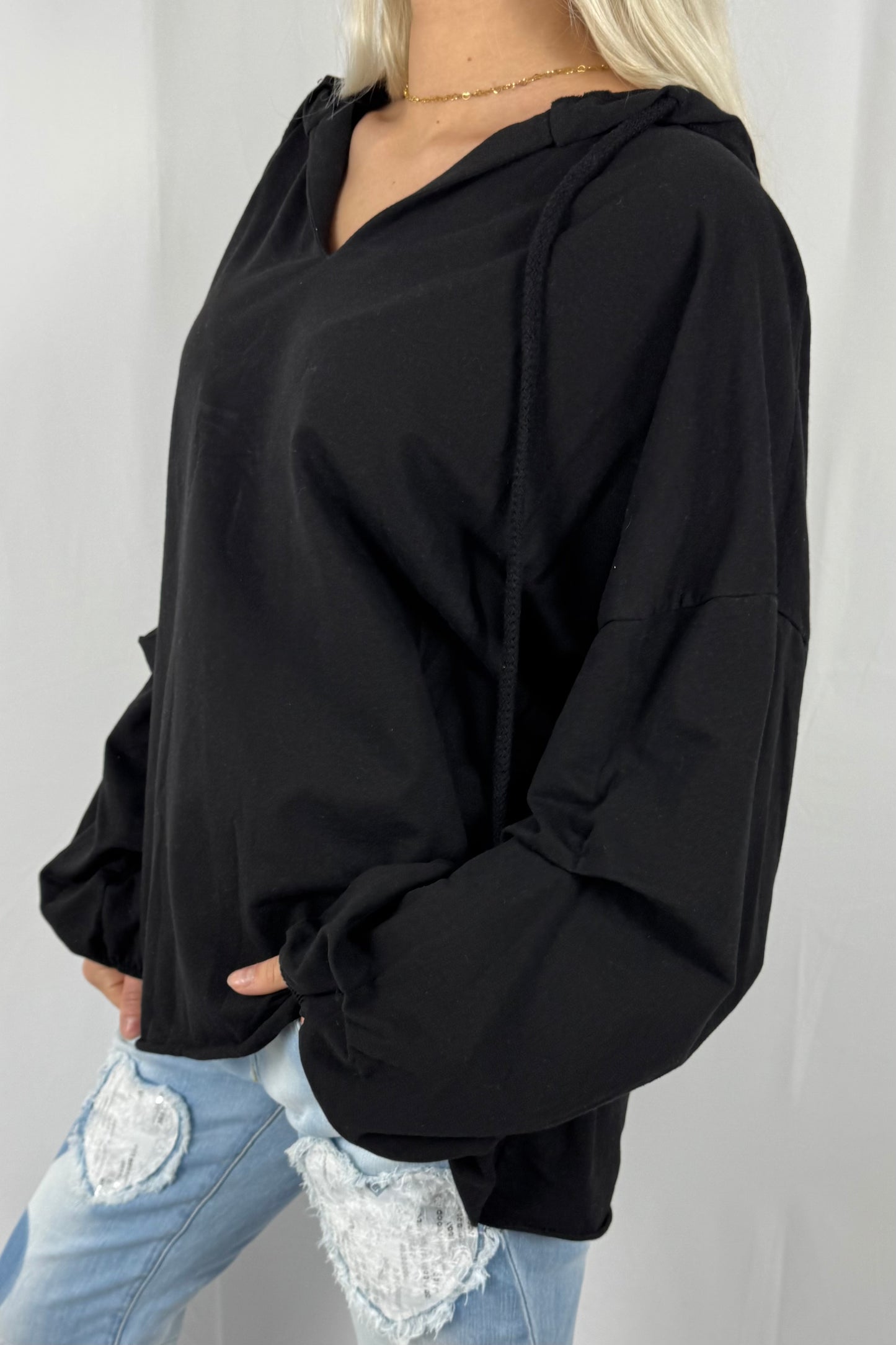 Damen Hoodie Shirt mit V-Ausschnitt –Schwarz
