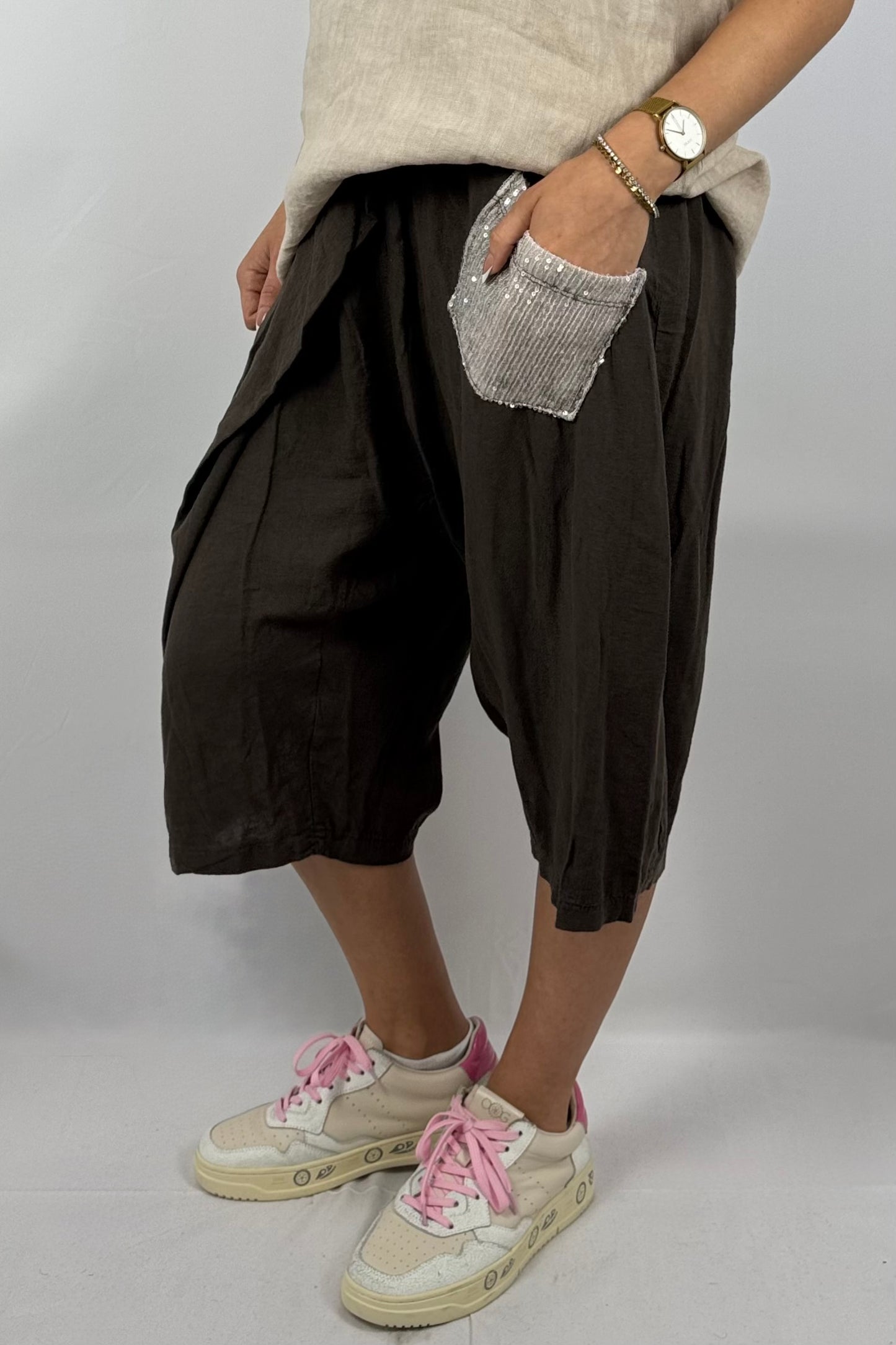 Leichte Wide-Leg-Hose mit Pailletten-Tasche-Choco