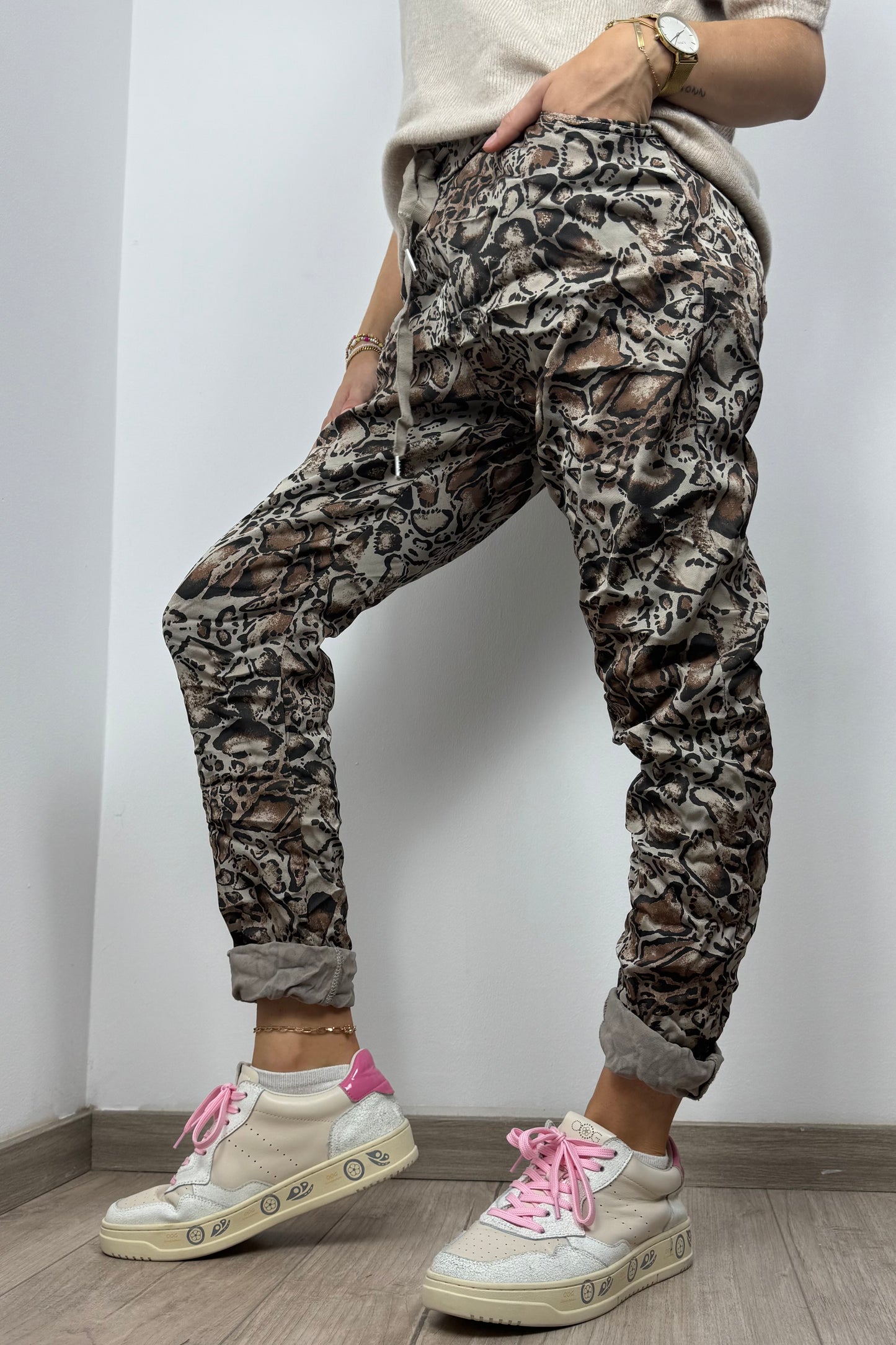 Damen Hose im Animal-Print mit elastischem Bund -Beige