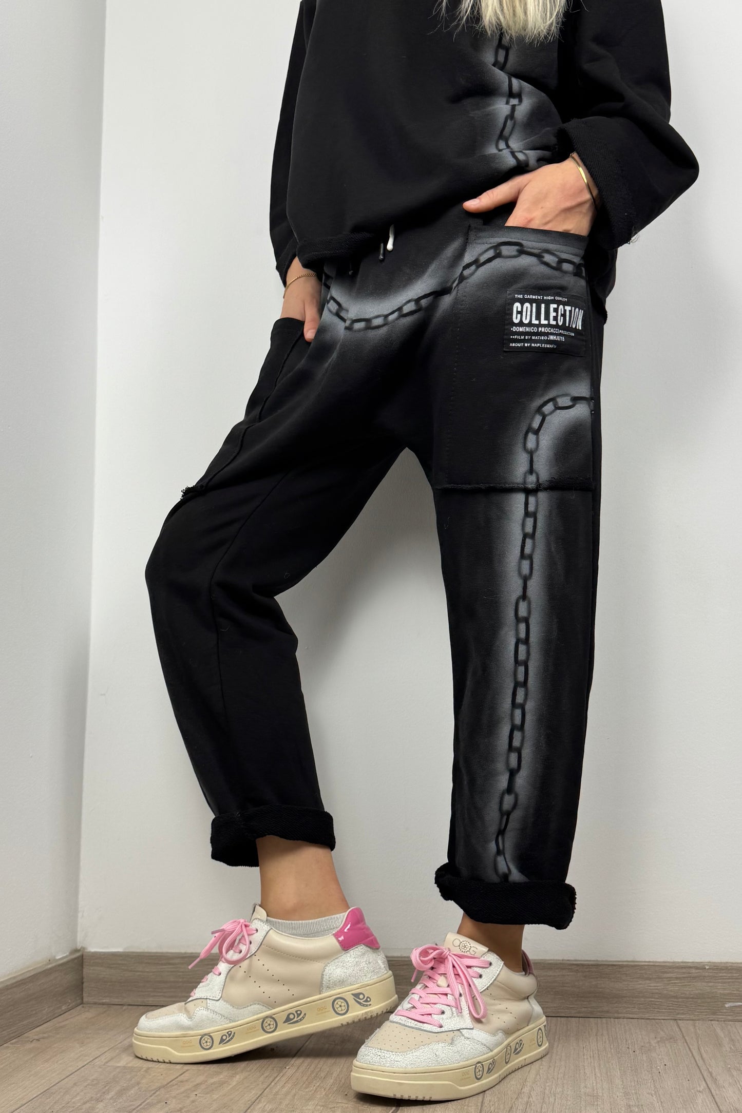 Hose mit Ketten-Print und Taschen –Schwarz