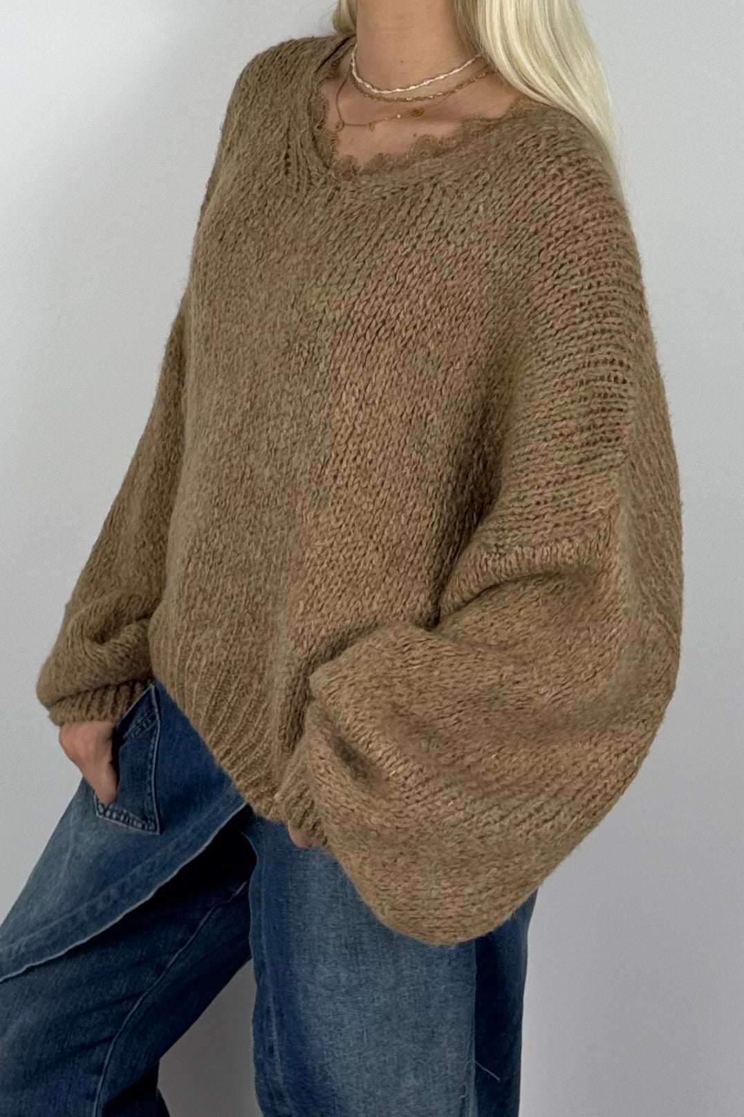 Damen Oversize Strickpullover mit V-Ausschnitt –Kamel