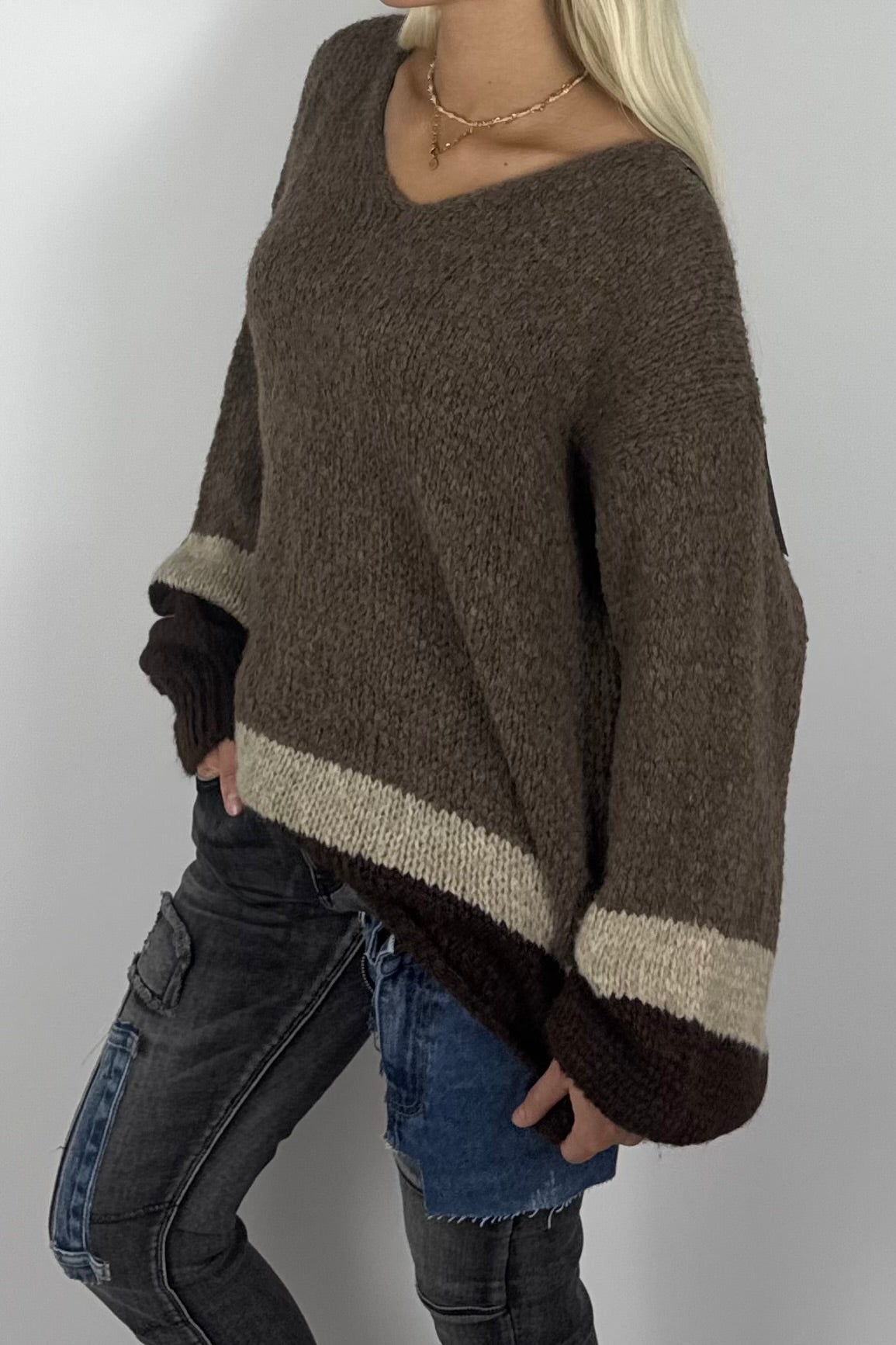 Damen Oversize Strickpullover mit V-Ausschnitt – Mud