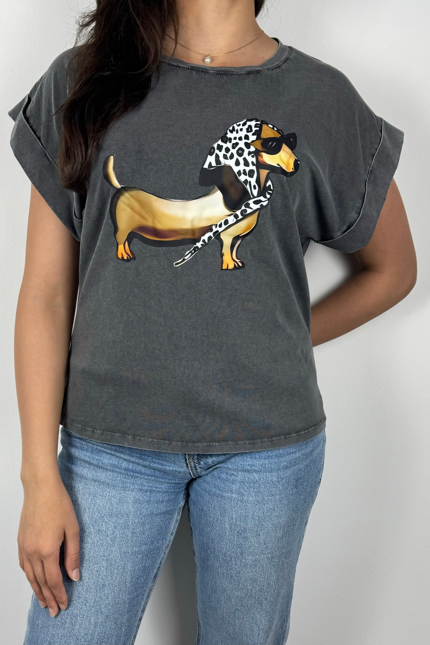 T-Shirt mit Dackel-Print – Lustiges Hundemotiv im Retro-Style