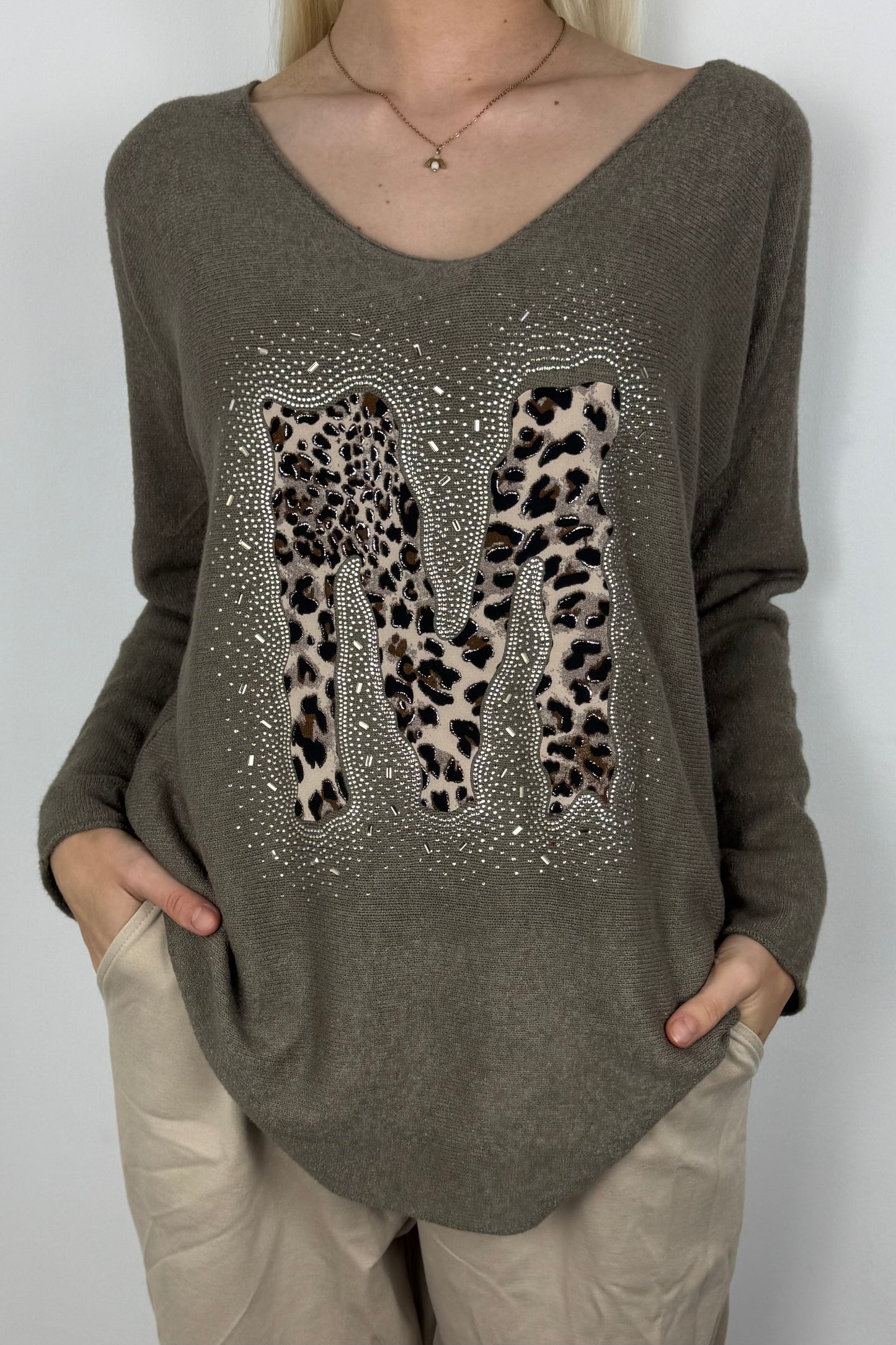 Langarmshirt mit Strass-Detail und M-Applikation-Mud