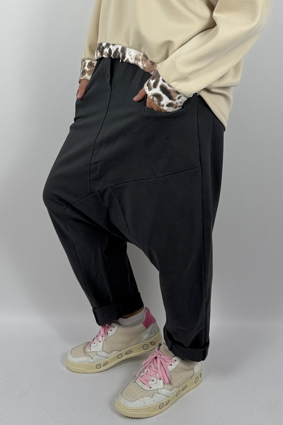 Lässige Baggy-Hose mit Taschen – grau