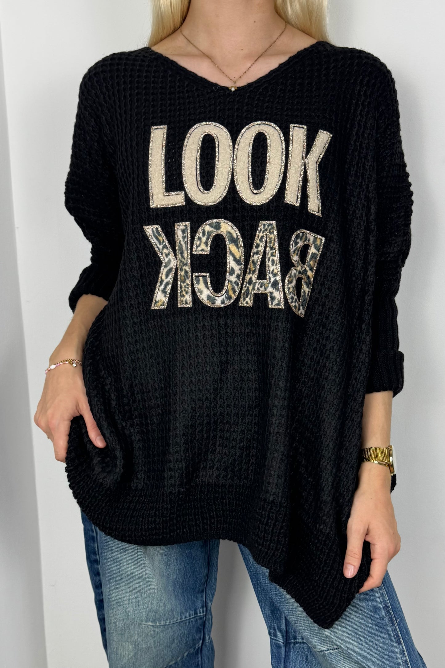 Oversize Pullover mit Statement-Print-Schwarz