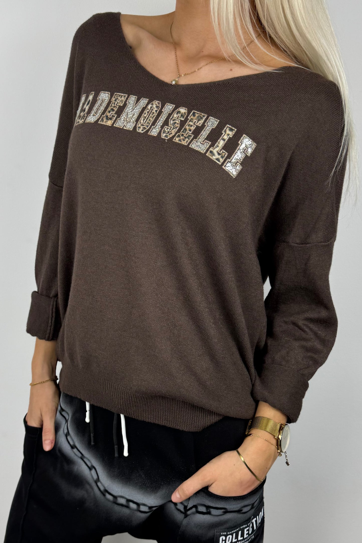 Strickshirt mit Schriftzug „Mademoiselle“-Choco