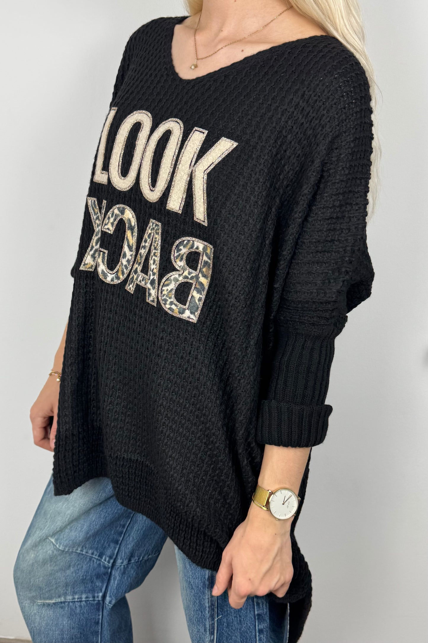 Oversize Pullover mit Statement-Print-Schwarz