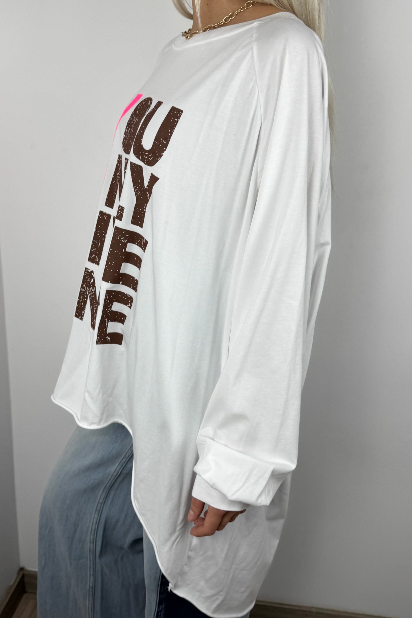 Oversize Shirt „YOLO“ –Weiß