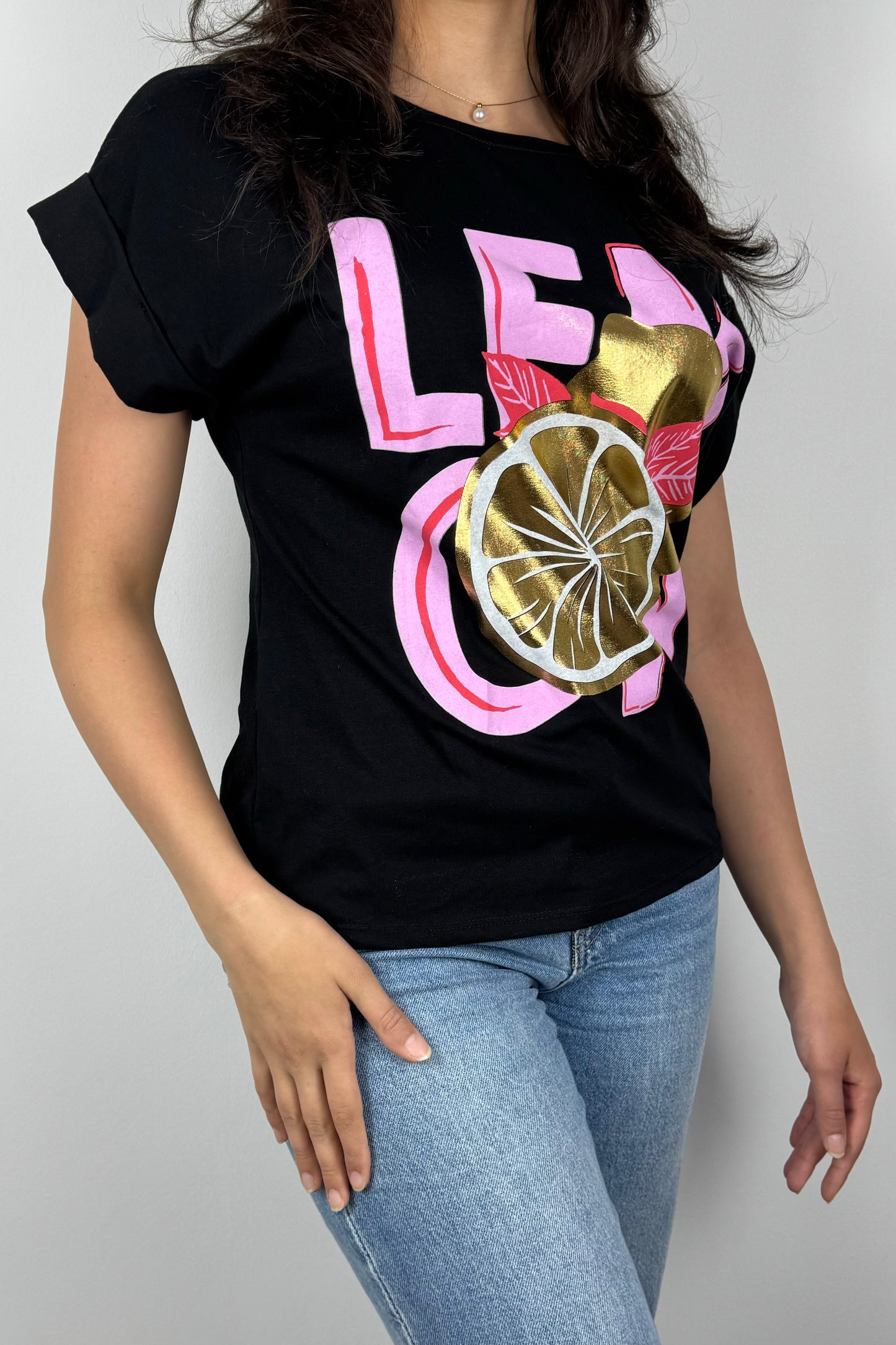 Sommer T-Shirt mit Glanzeffekt & Metallic-Print – „LEMON“-Design