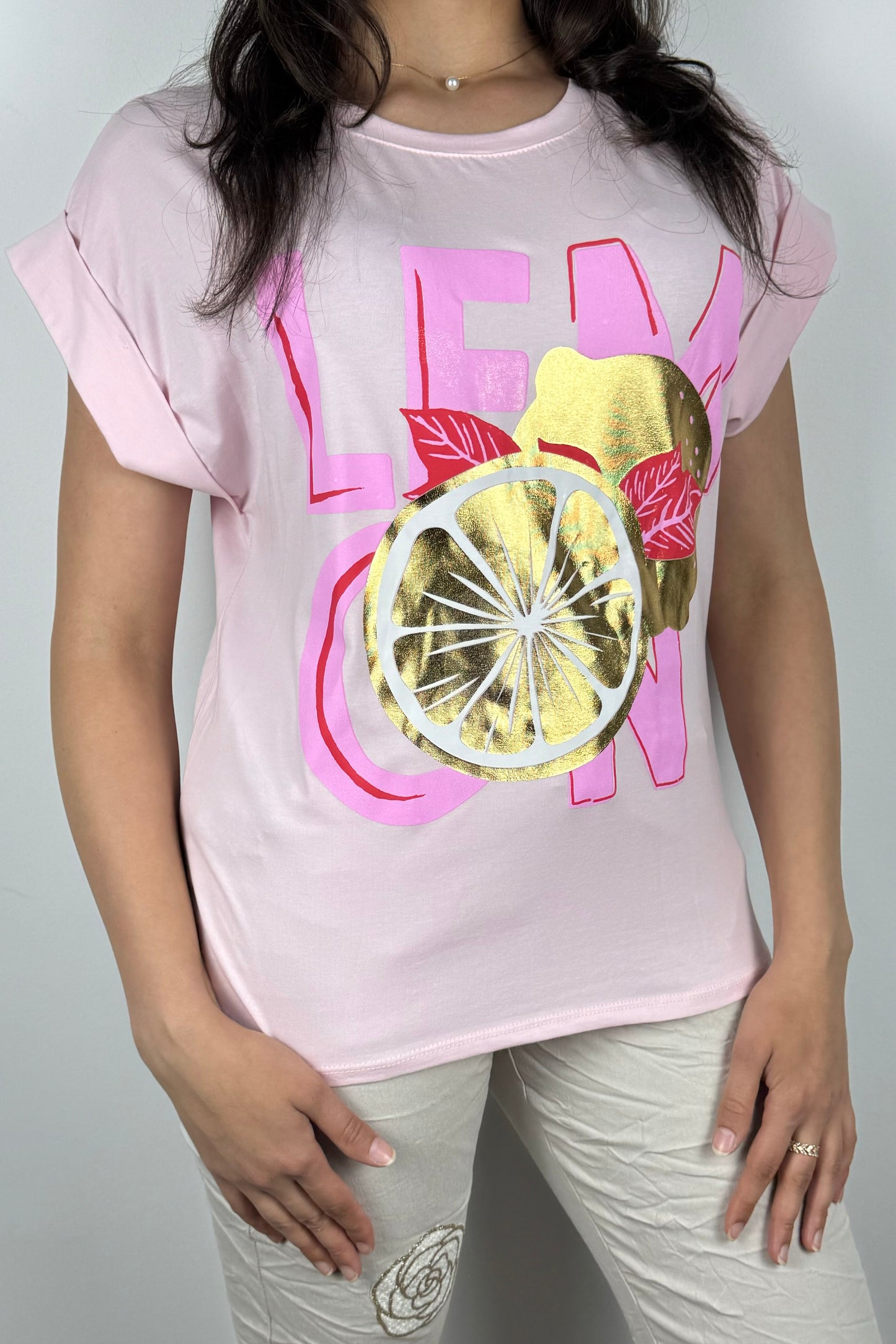 Sommer T-Shirt mit Glanzeffekt & Metallic-Print – „LEMON“-Design