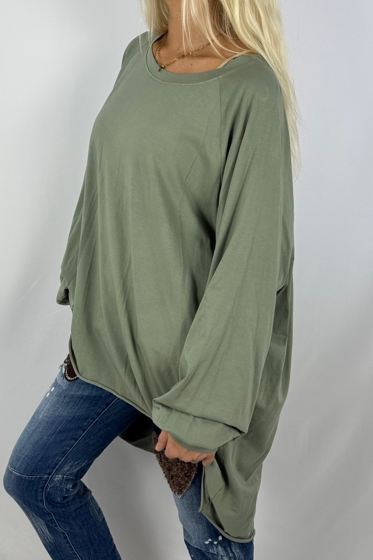 Oversize Longshirt „Wild at Heart“-Khaki