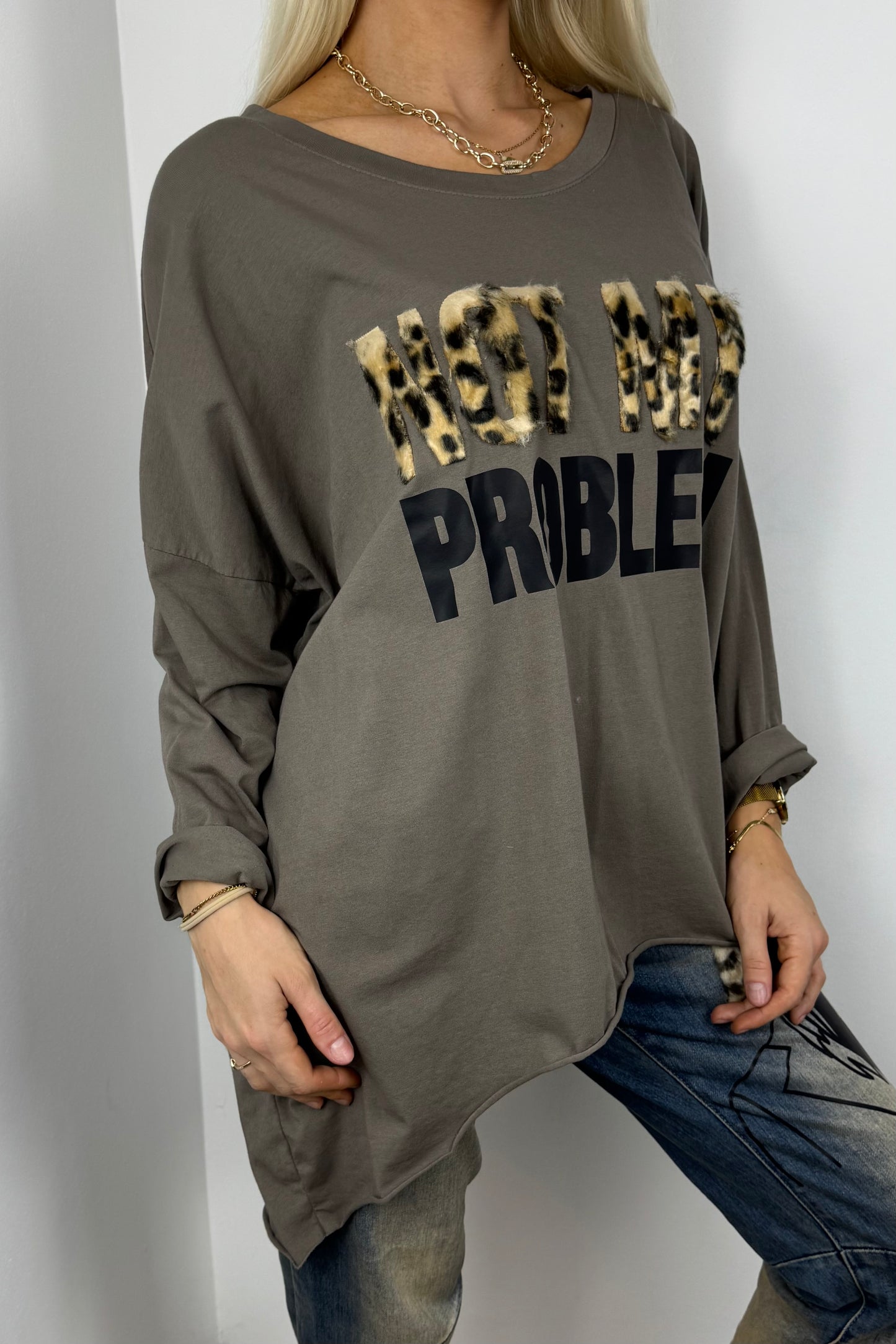 Locker geschnittenes Damen-Shirt mit Statement-Print-Braun