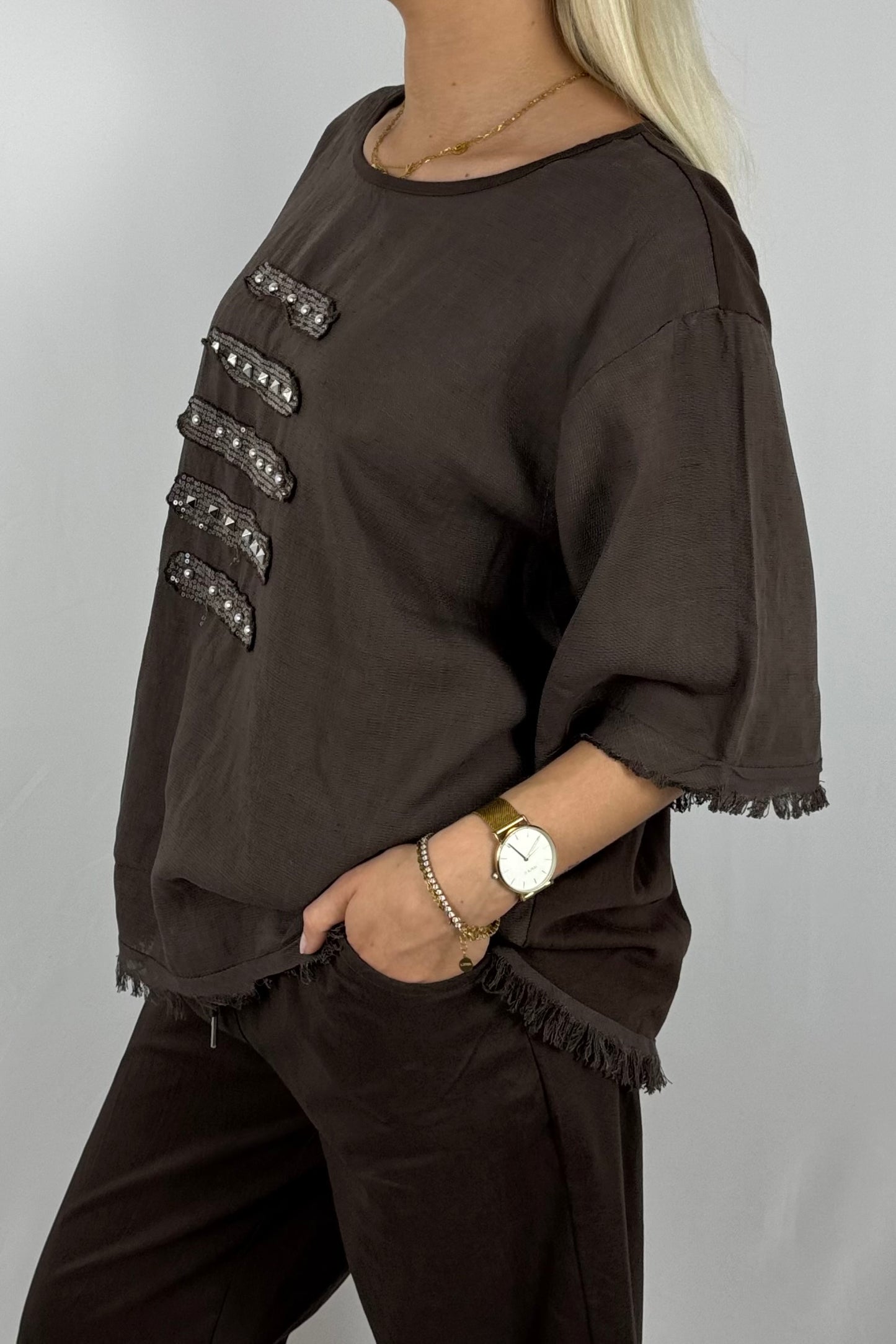 Leinen-Shirt mit Fransen & Nieten-Details-Schoko