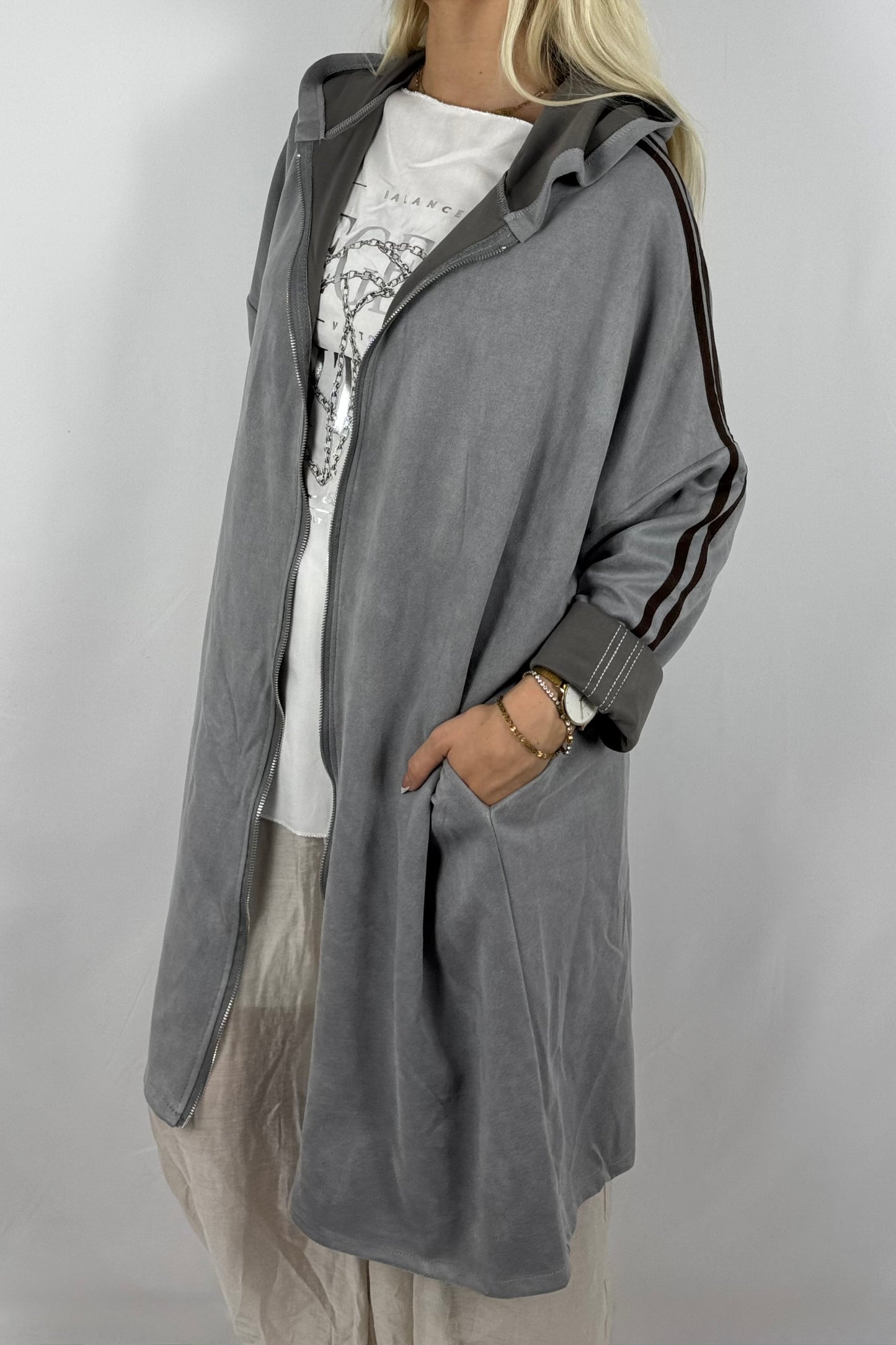 Lässige Longjacke in Velours-Optik mit Kapuze-grau