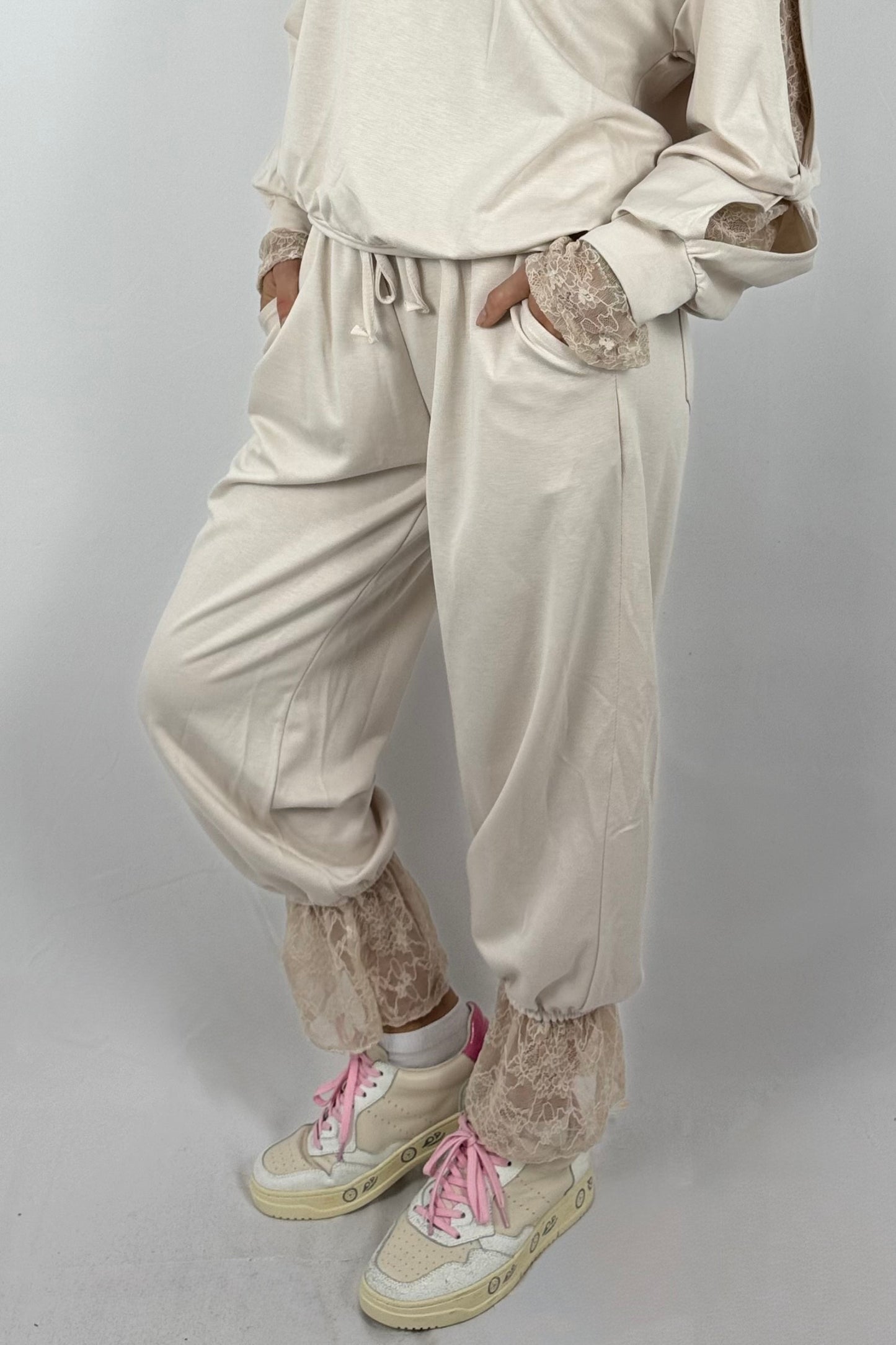 Damen Hose mit Spitze – Oversize-Beige