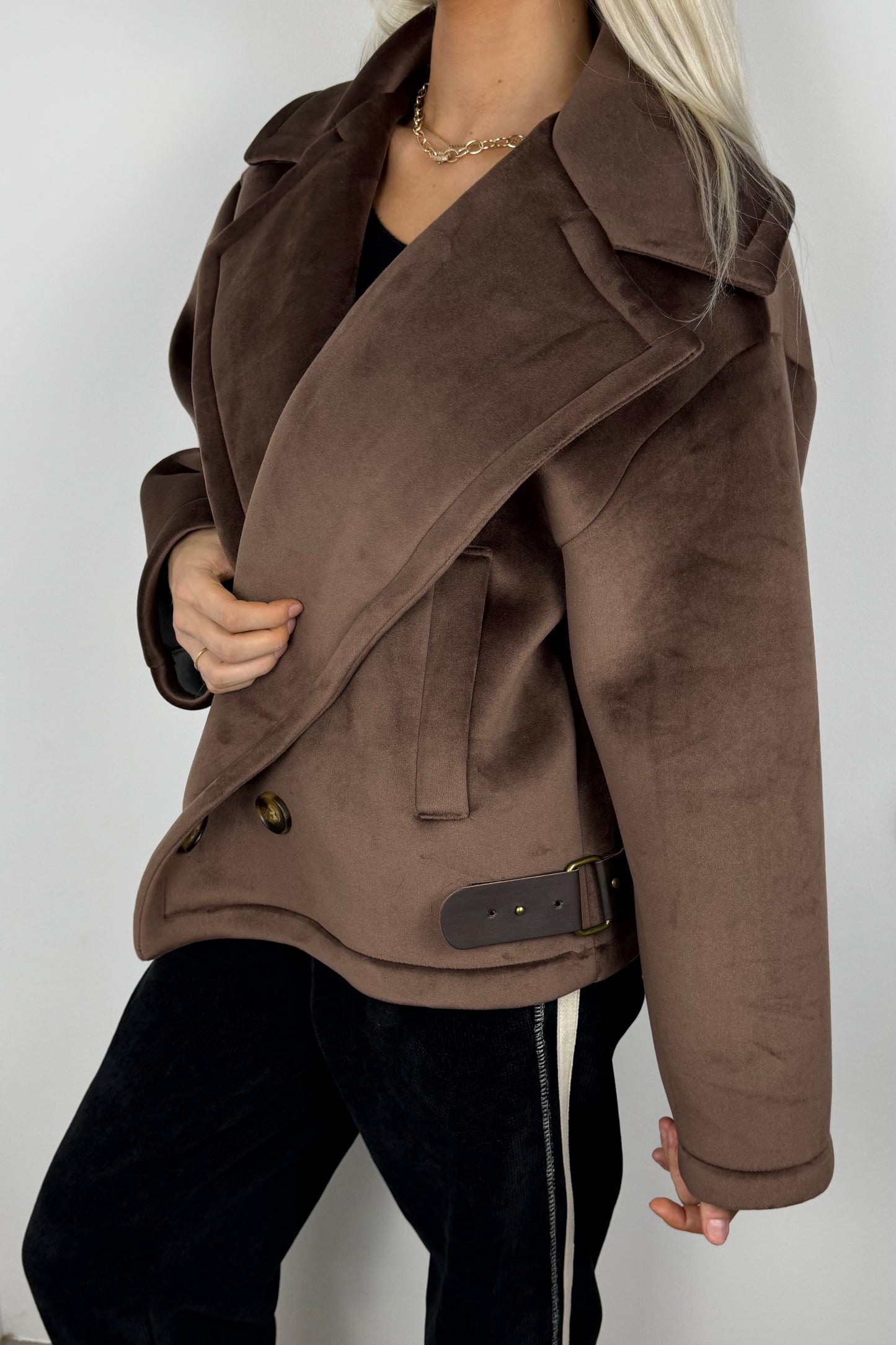 Elegante Kurzjacke mit Gürtel-Detail-Choco
