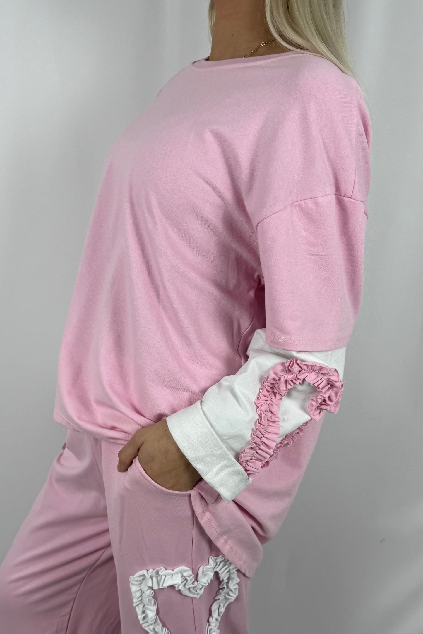 Damen Shirt mit Herz Applikation an den Ärmeln-Rosa