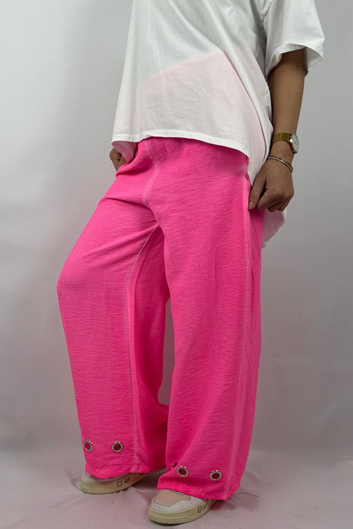 Damen Hose mit weitem Bein und Ösen Details - Neon pink