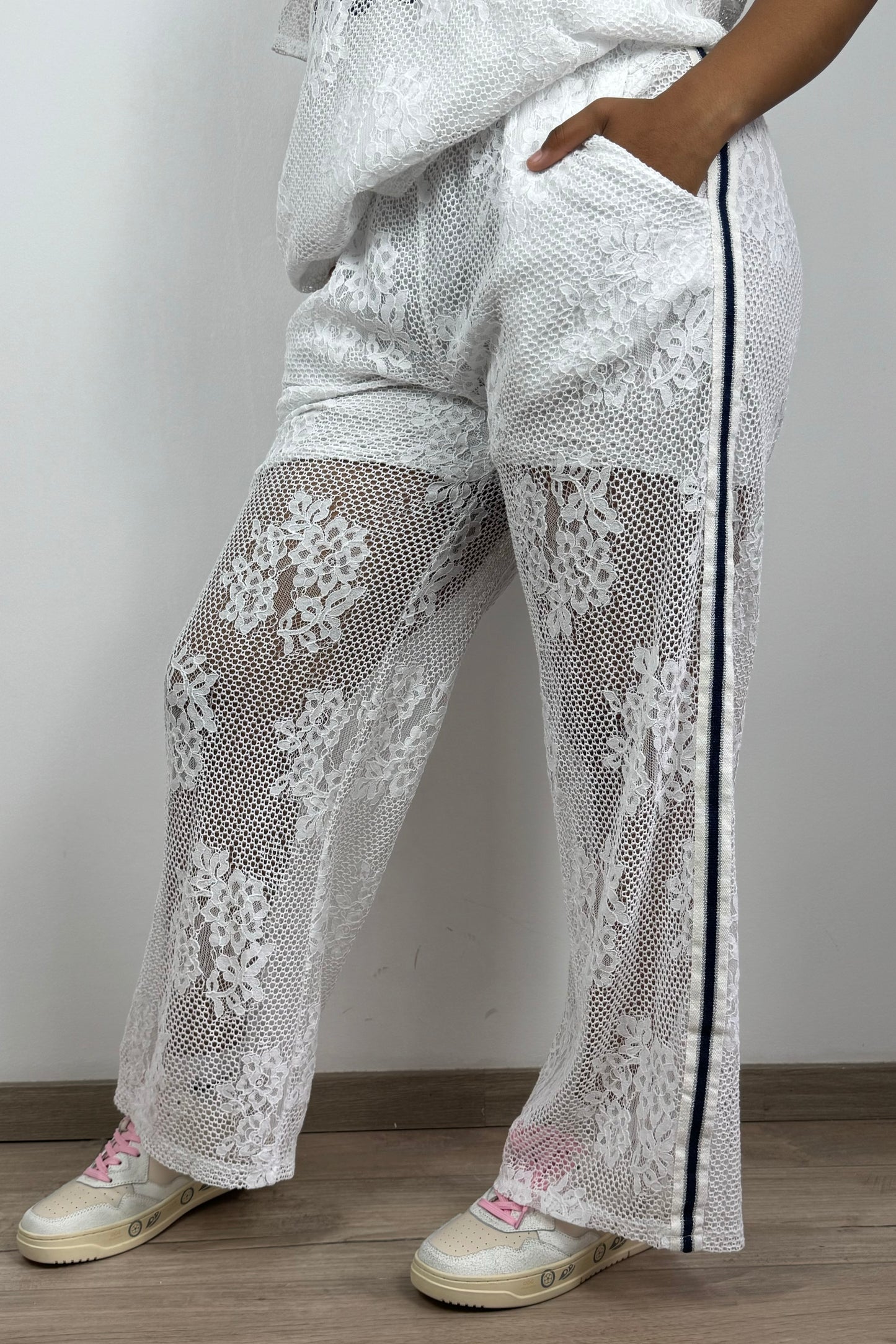 Weite Häkelhose mit Gummibund – 100% Baumwolle