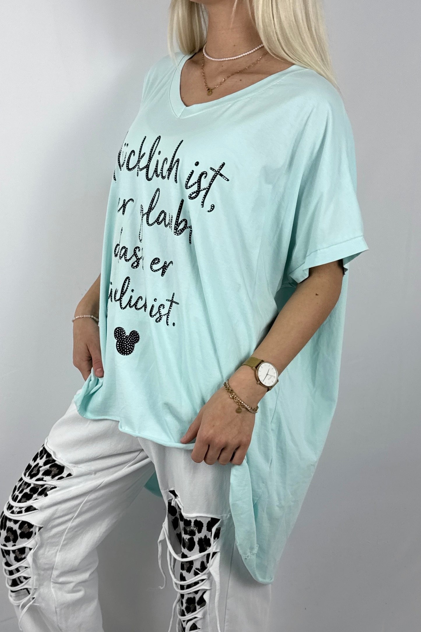 Oversize Shirt mit Schriftzug Glücklich ist – Lässiger Look-Mint
