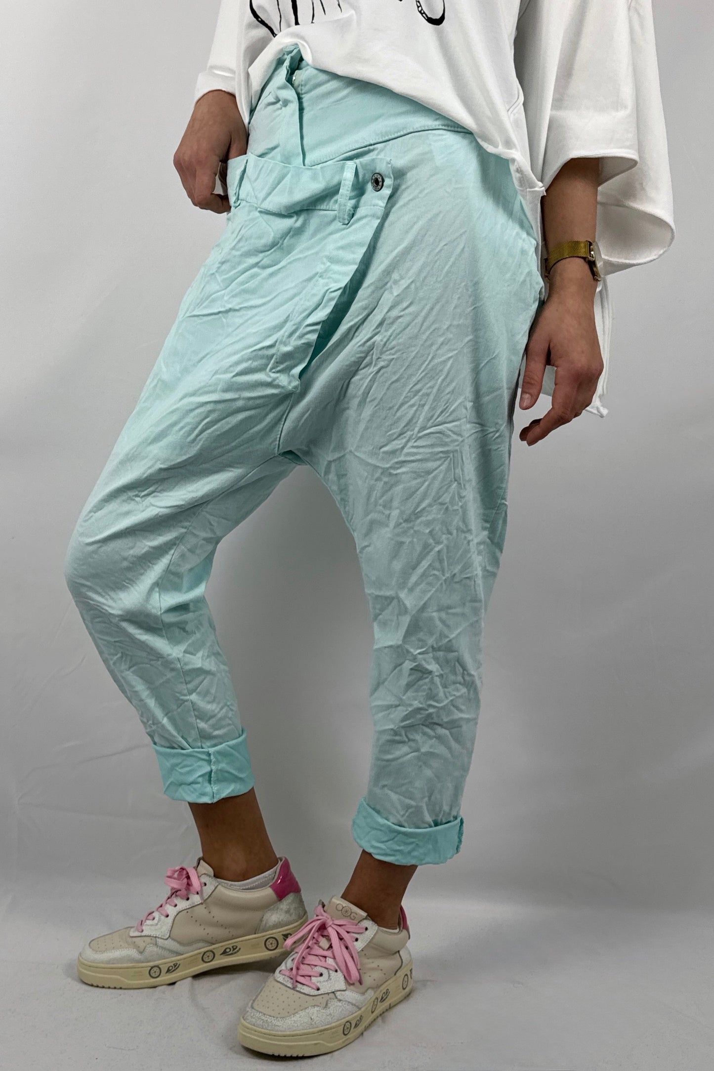 Damen Hose im Baggy Style mit Knopf Detail-Mint