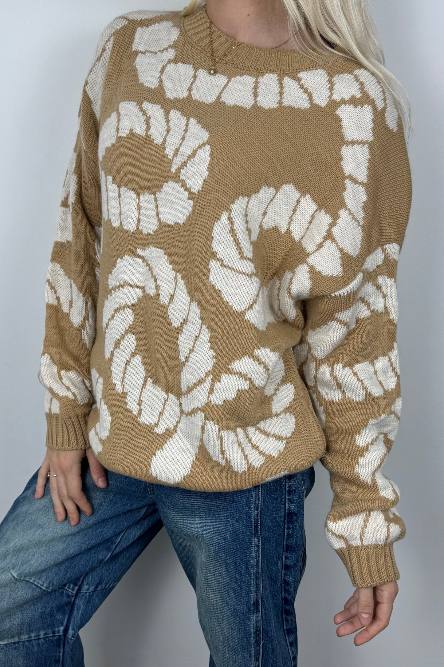 Pullover mit modernem Muster-cammel