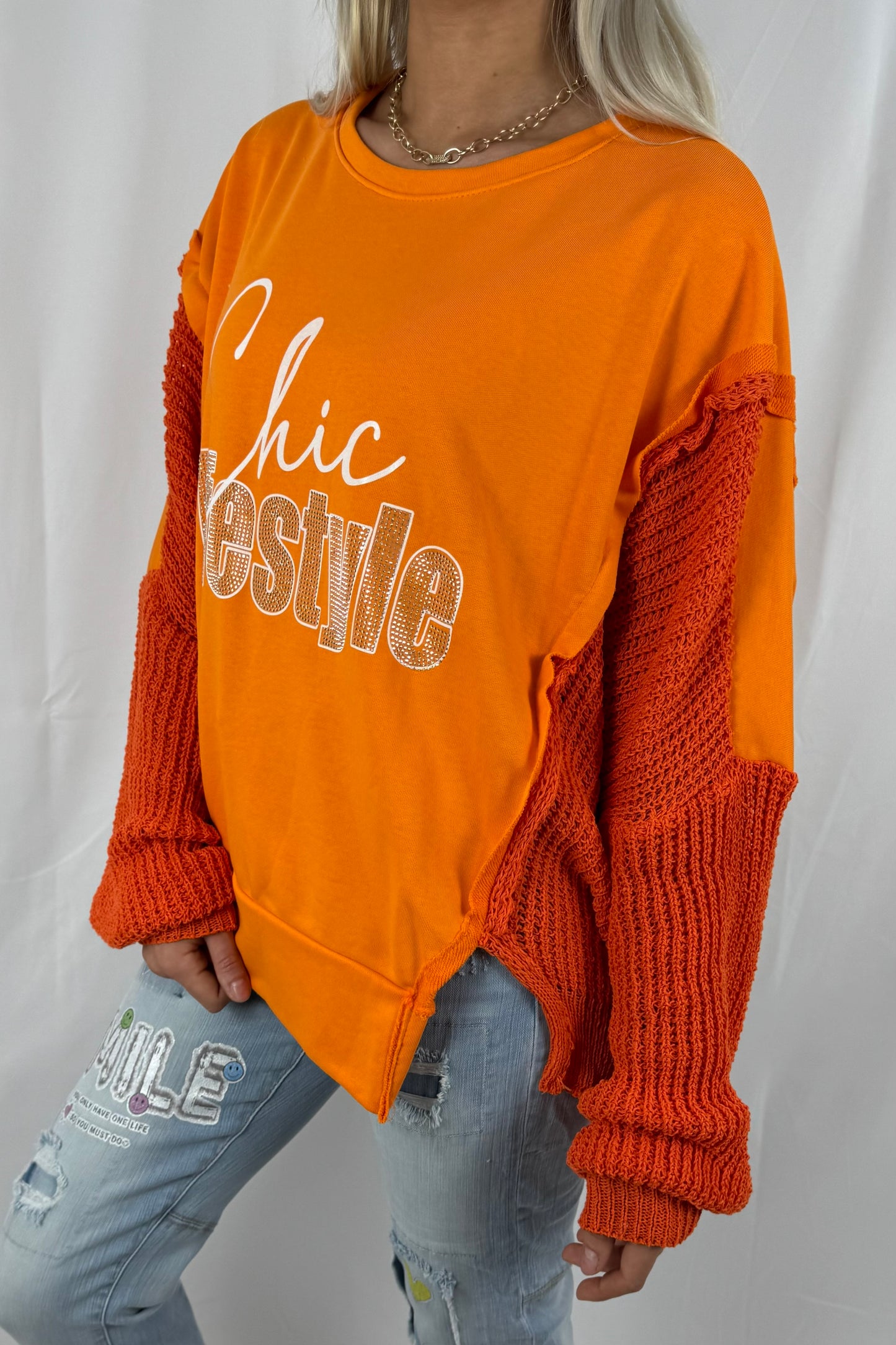 Sweatshirt mit Schrift-Print & Strickärmeln-Orange