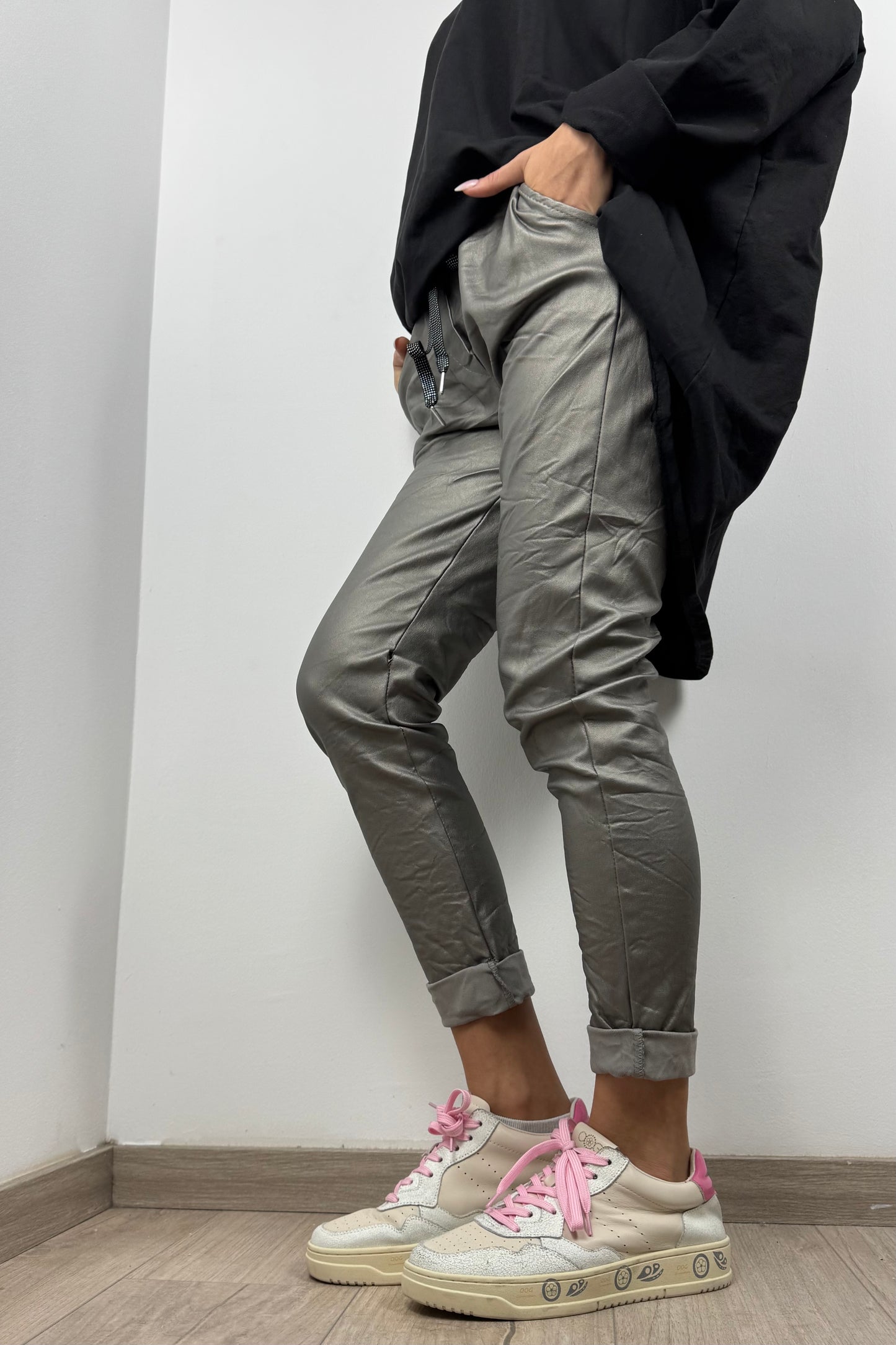 Glanz-Effekt Jogpants mit Kordelzug –Silber