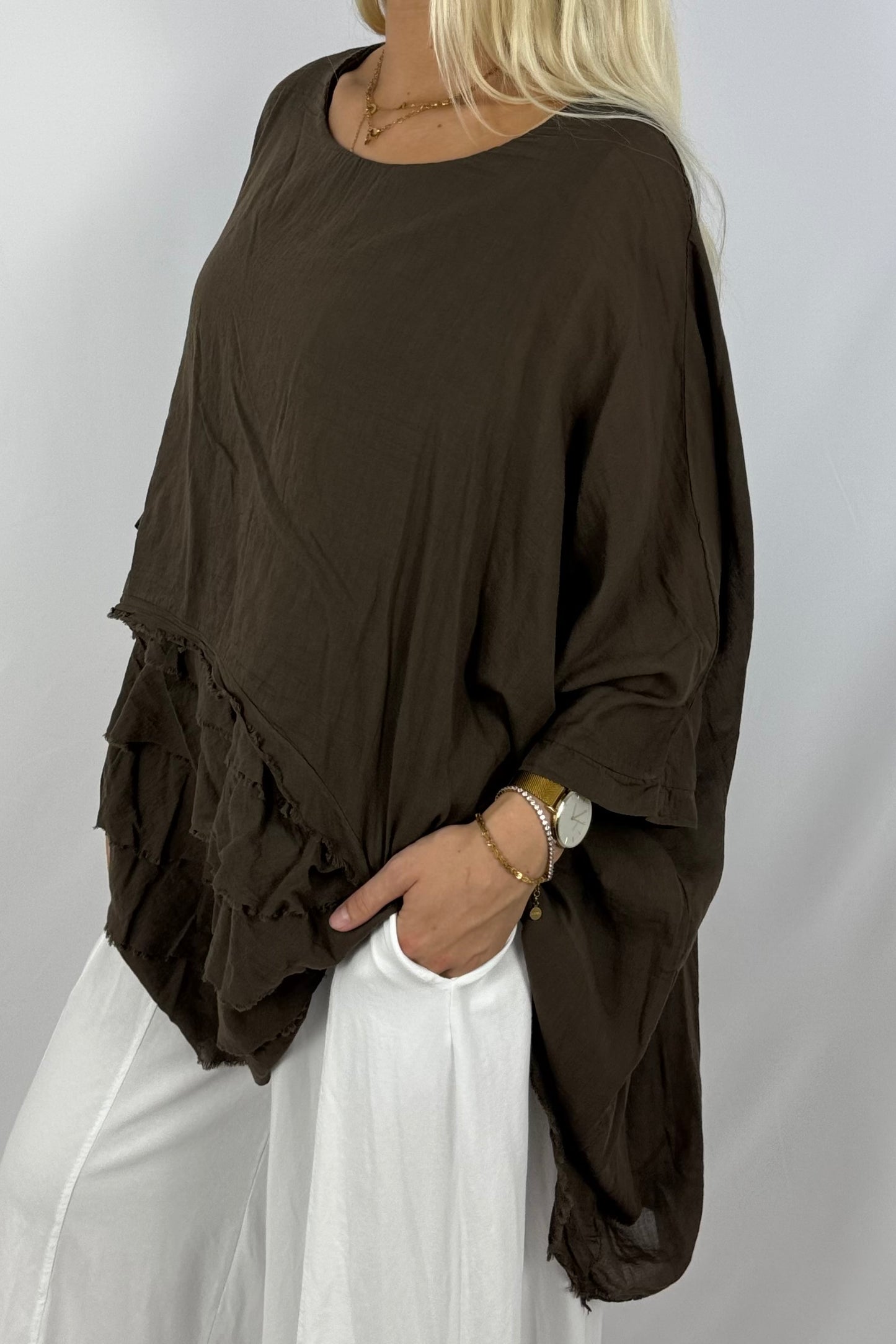 Oversize Baumwollshirt mit Volant-Rückseite-Schoko