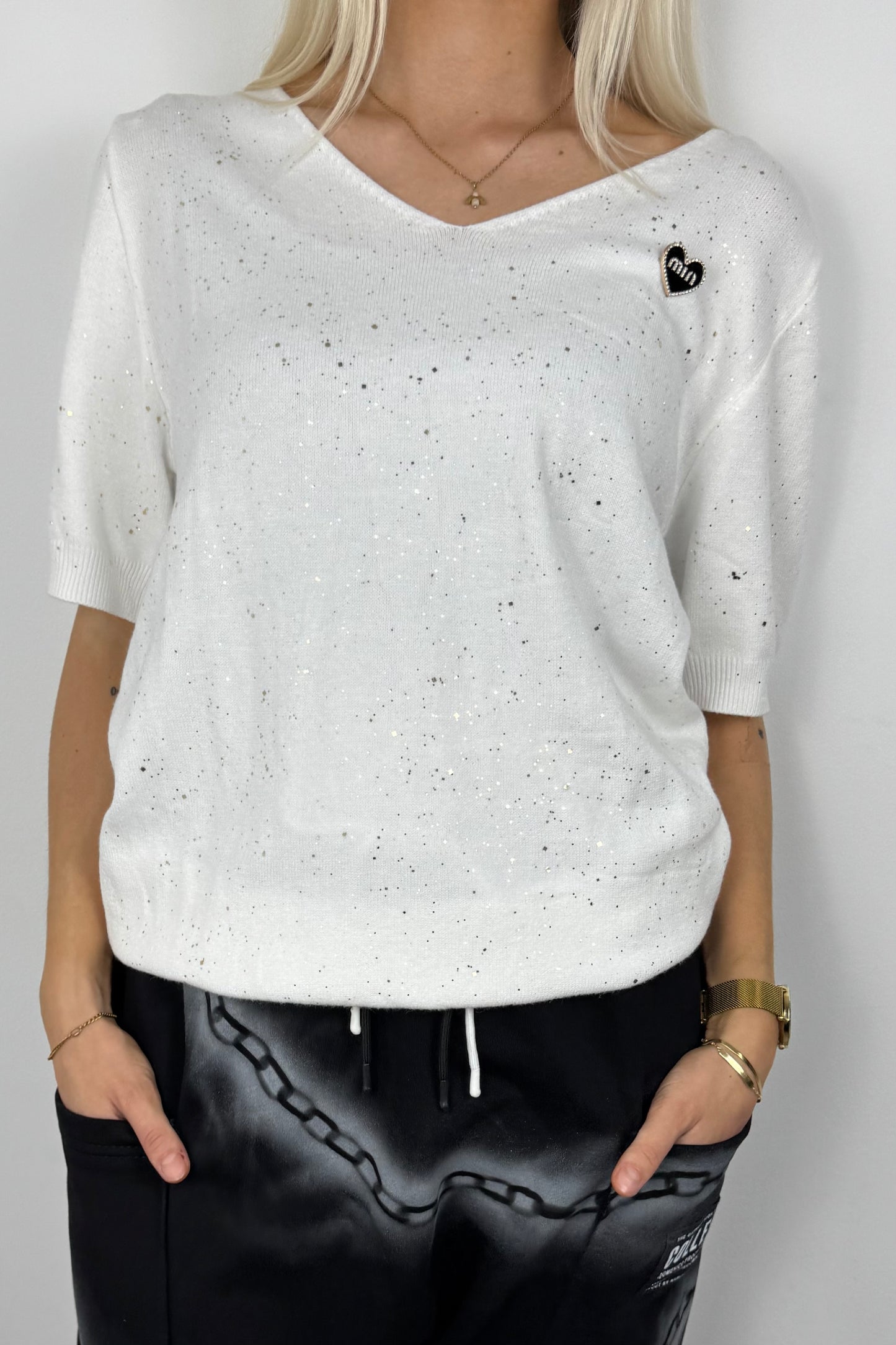 Damen Shirt mit Herz-Detail und Glitzer-Akzenten -Weiß
