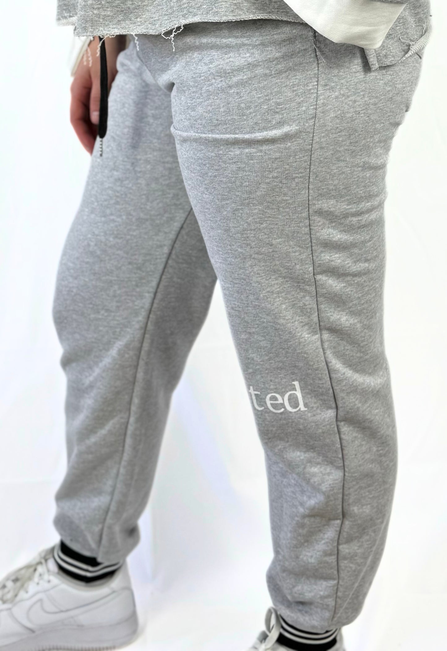 Schwarze Limited Edition Hose – modern & vielseitig