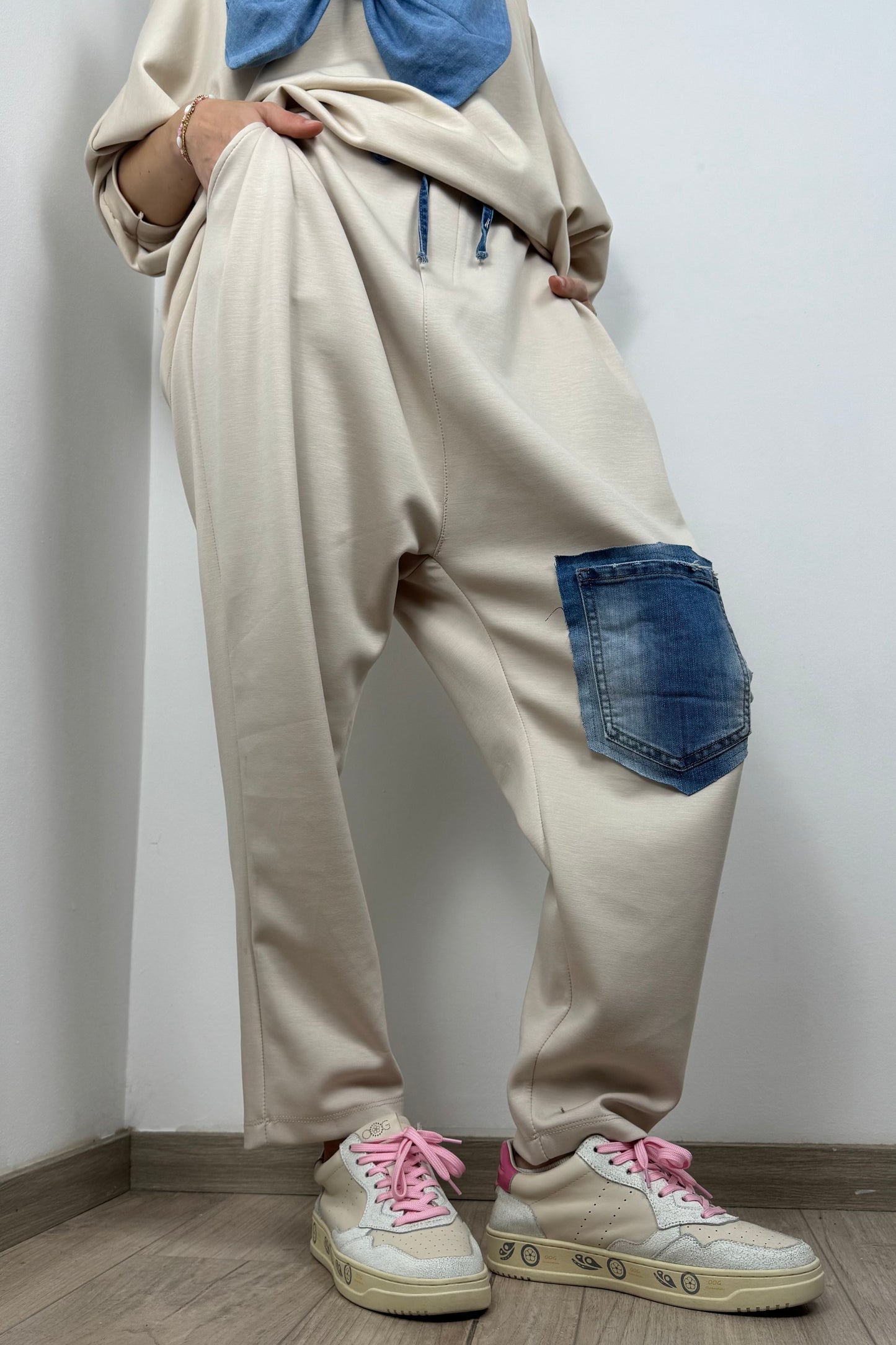 Stylische Hose mit Denim-Details und Komfort-Bund-Beige