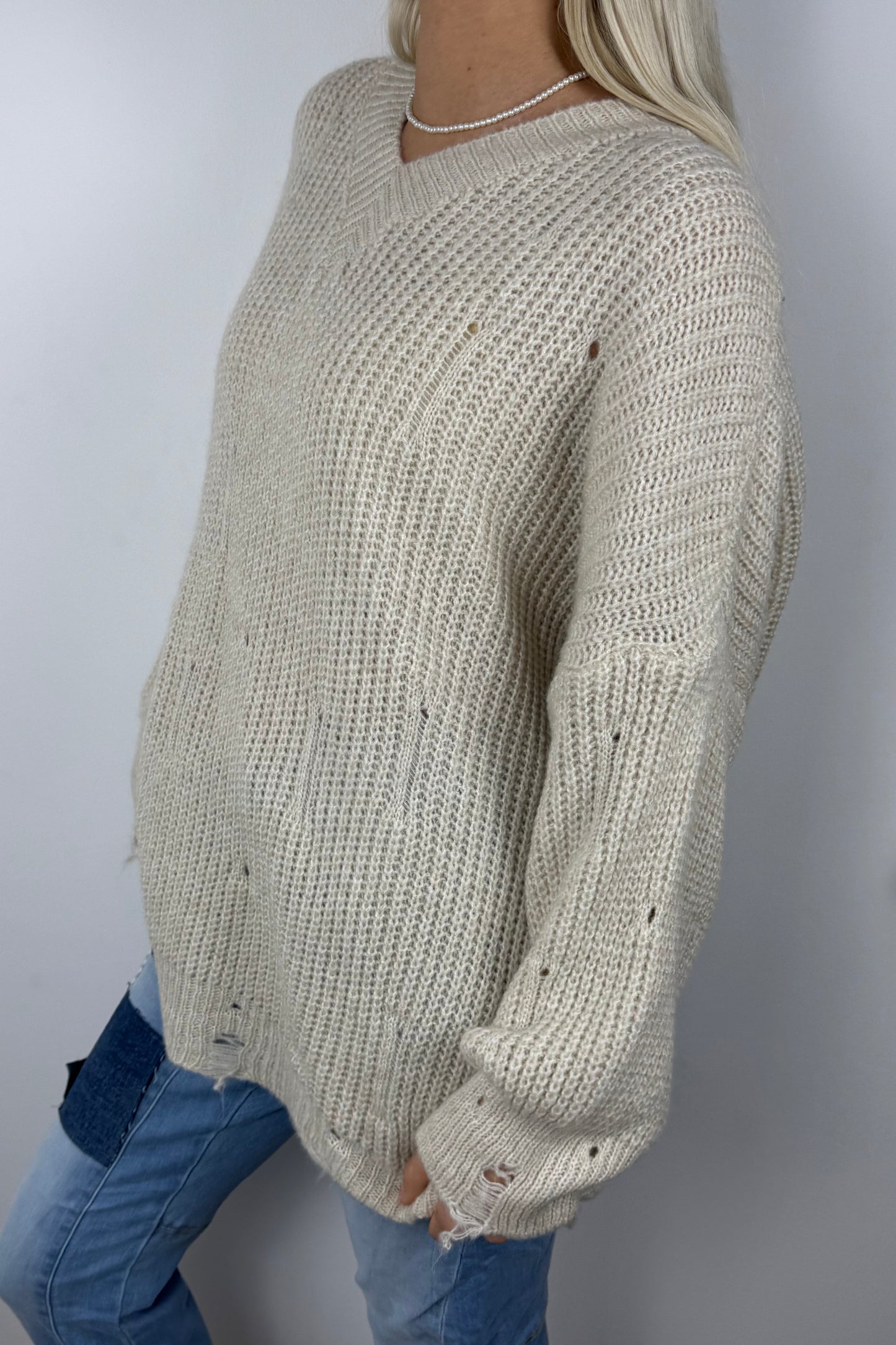 Oversize Strickpullover mit V-Ausschnitt – Beige