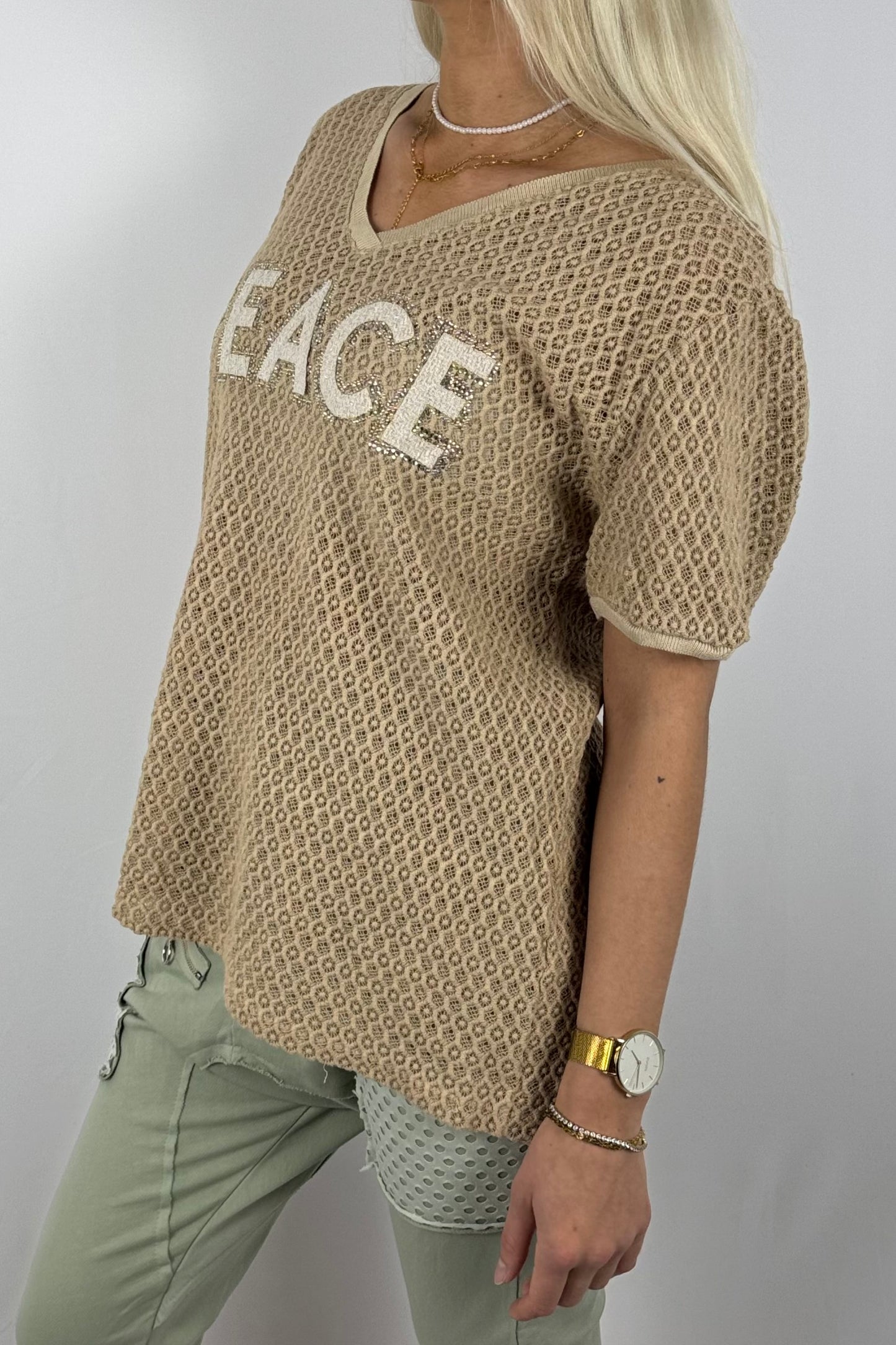 Netz-Shirt „PEACE“ mit Strass-Applikation-Kamel