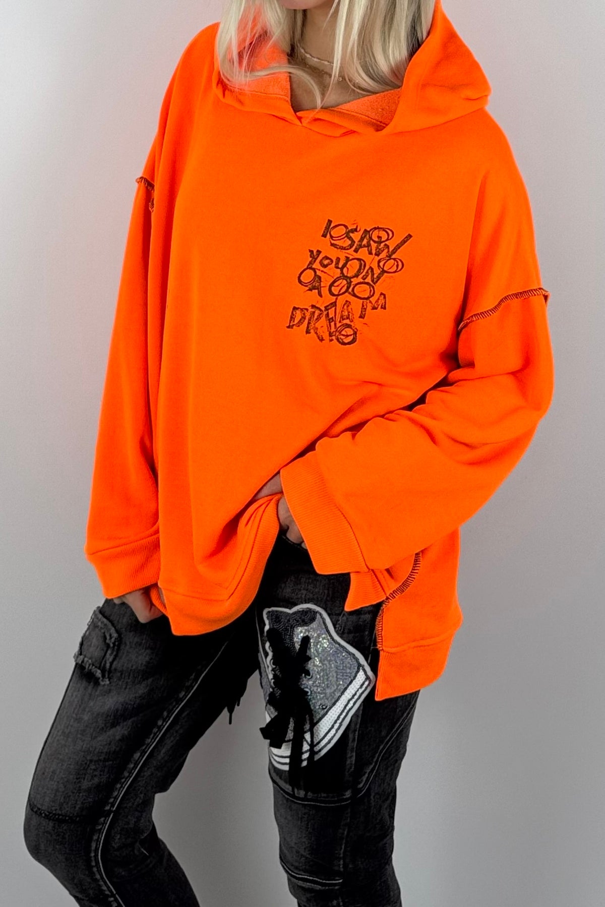 Damen-Hoodie mit Schriftprint und Ziernähten-Neon Orange