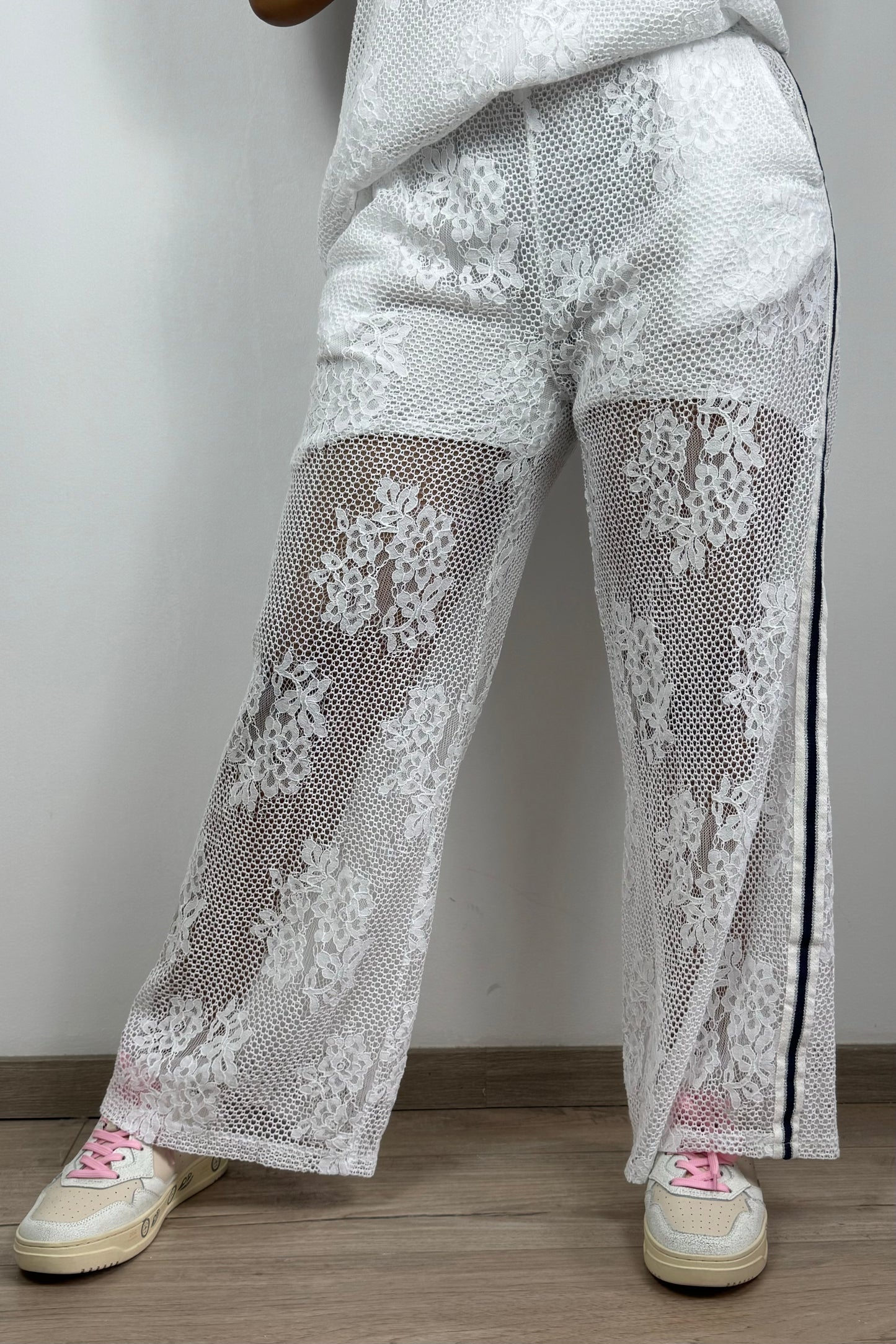 Weite Häkelhose mit Gummibund – 100% Baumwolle