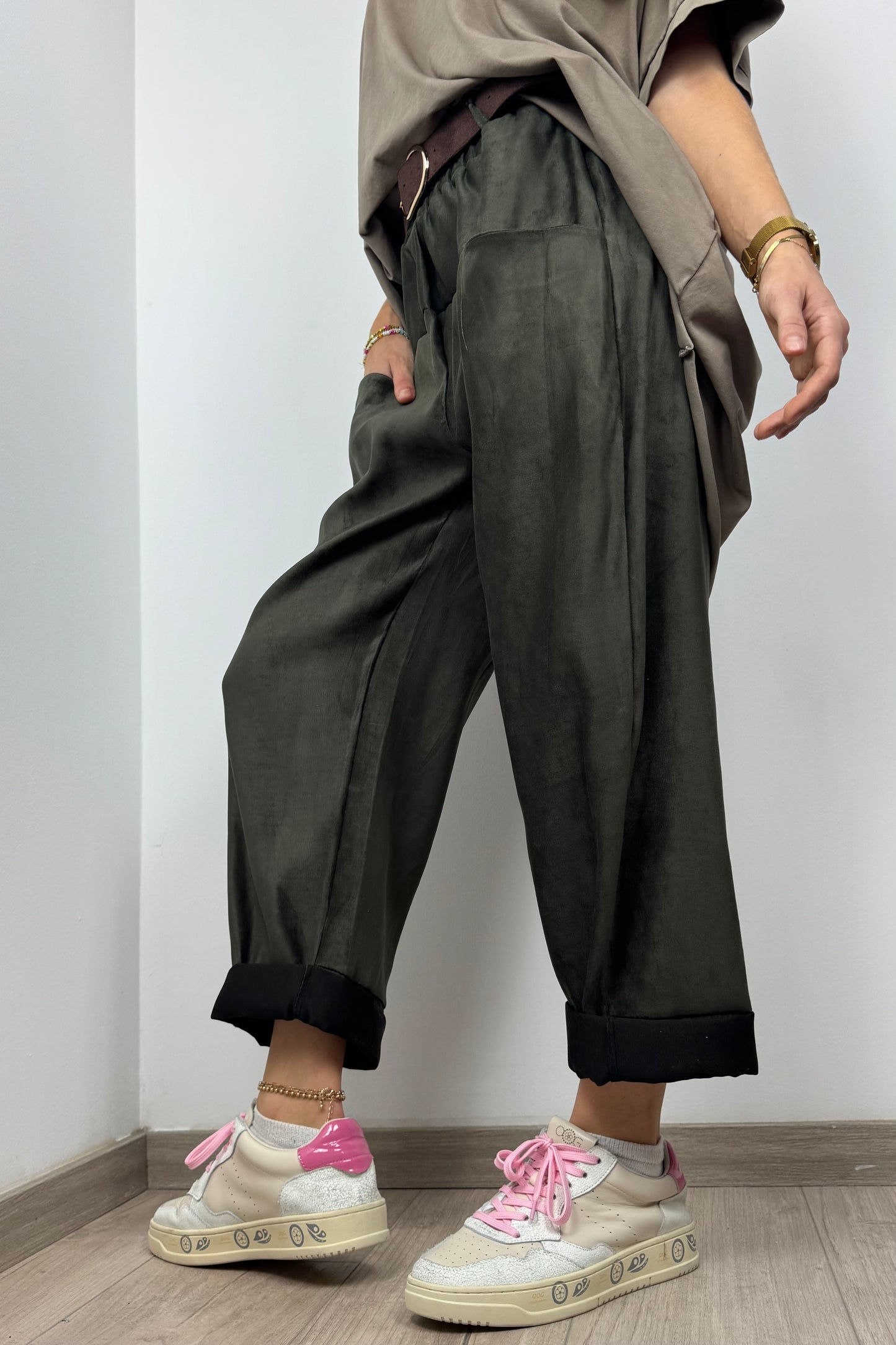 Elegante Satinhose mit Gürtel-Dunkel grün