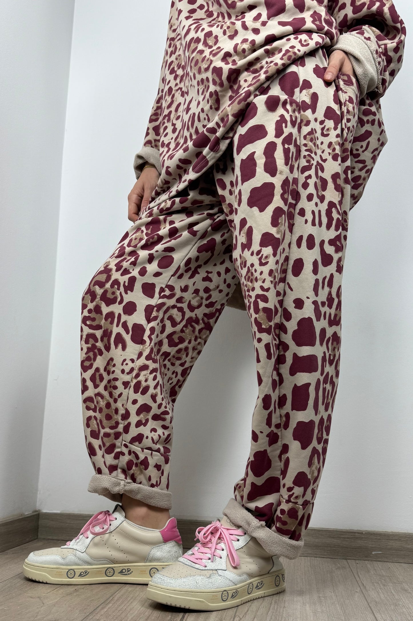 Jogpant mit Animal-Print und Gürtel-Bordeux