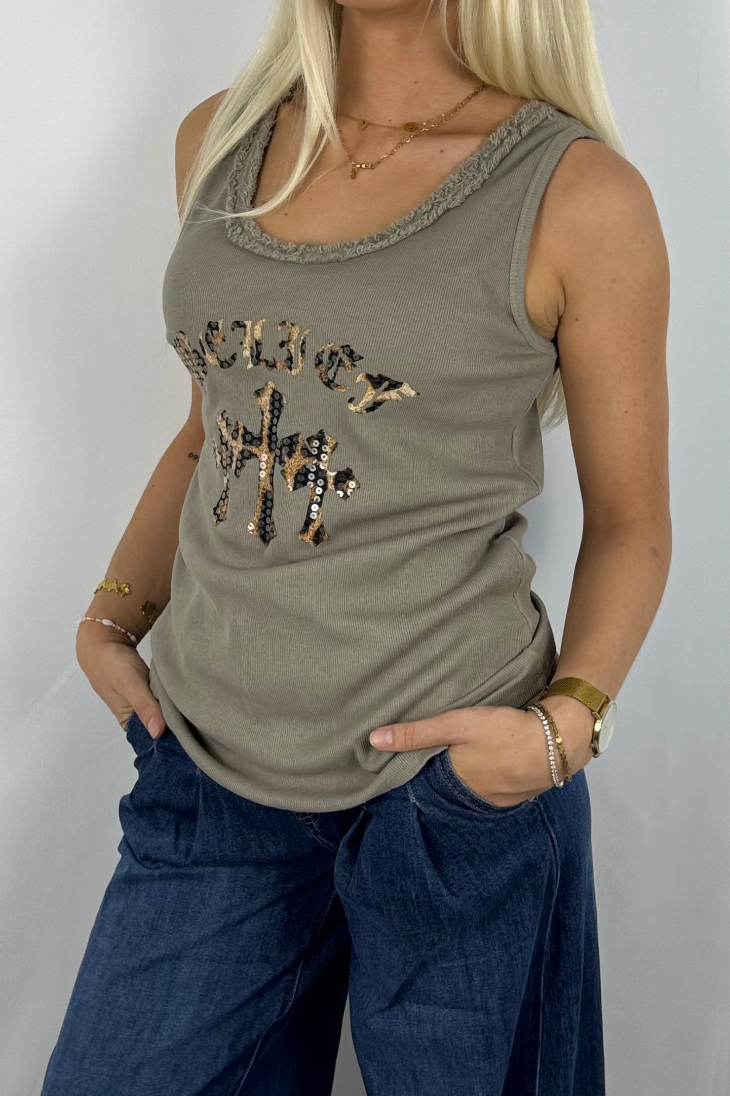 Damen Top mit Leo-Print & Pailletten-Mud