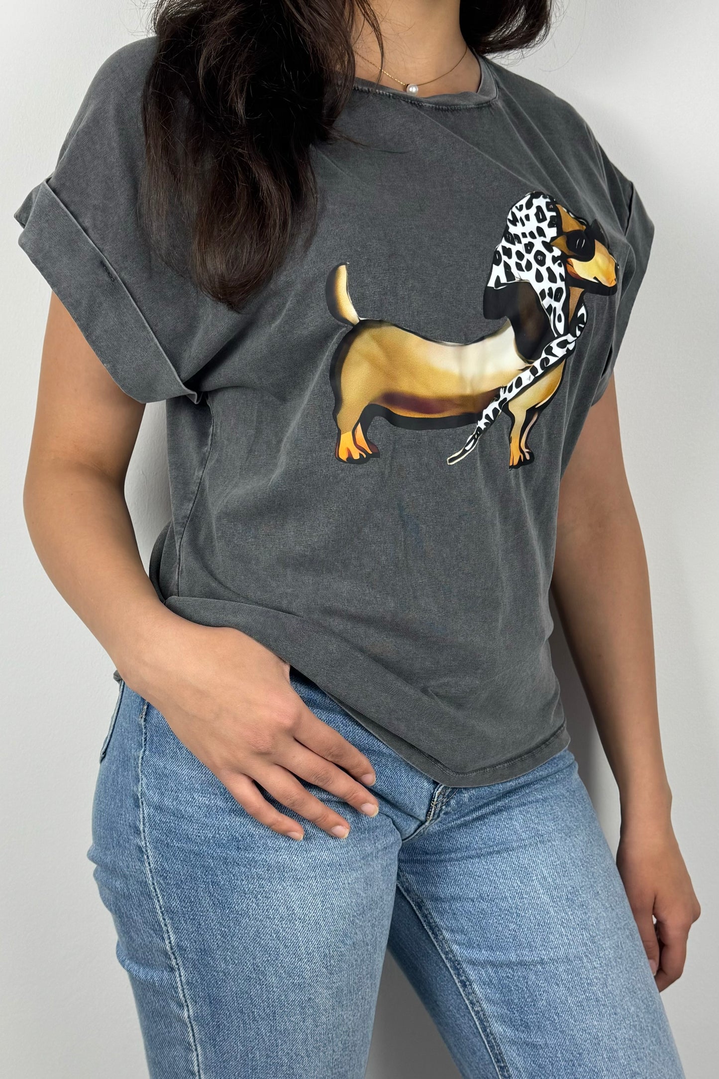T-Shirt mit Dackel-Print – Lustiges Hundemotiv im Retro-Style