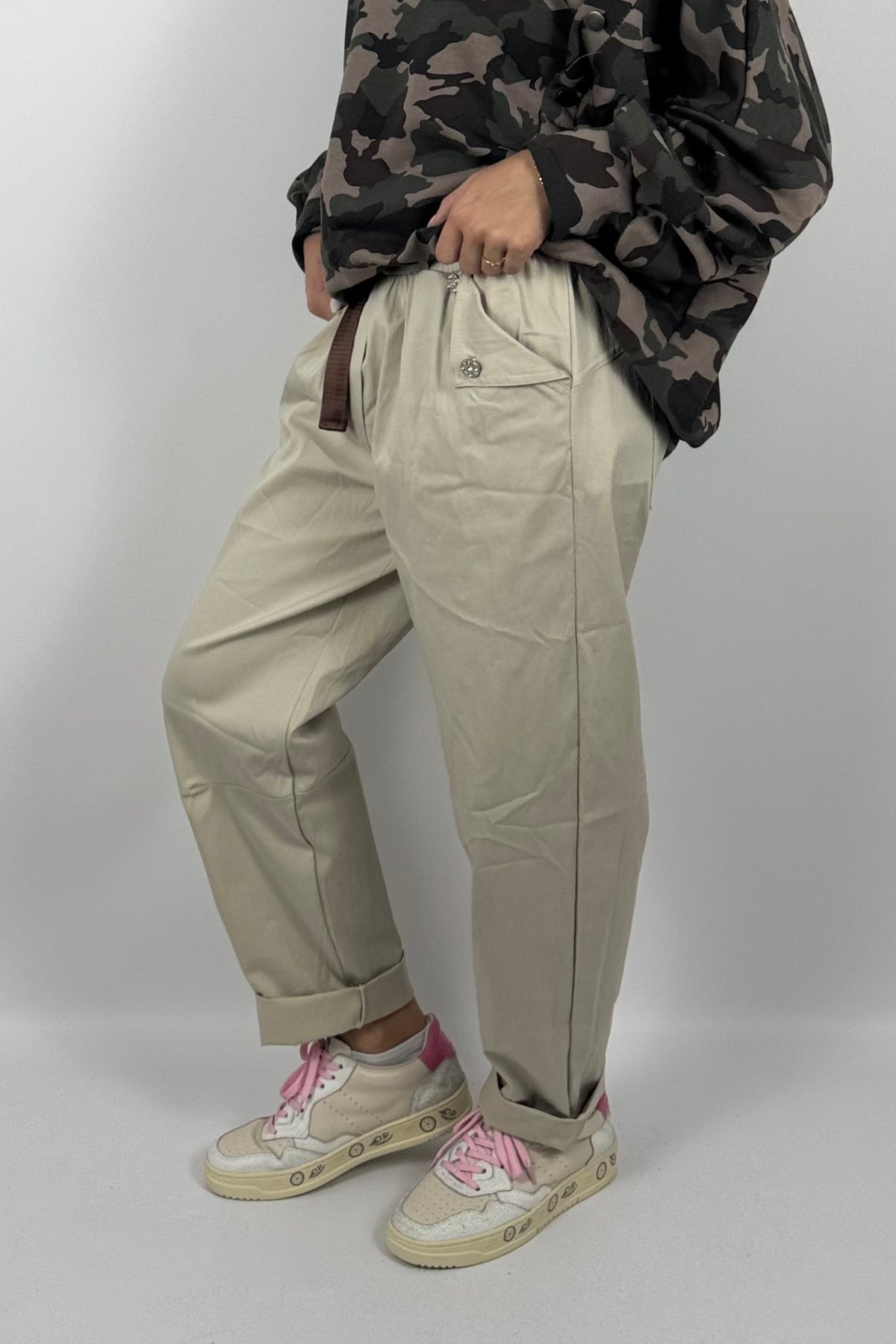 Modische Damen Balloonhose mit Gürtel – Beige