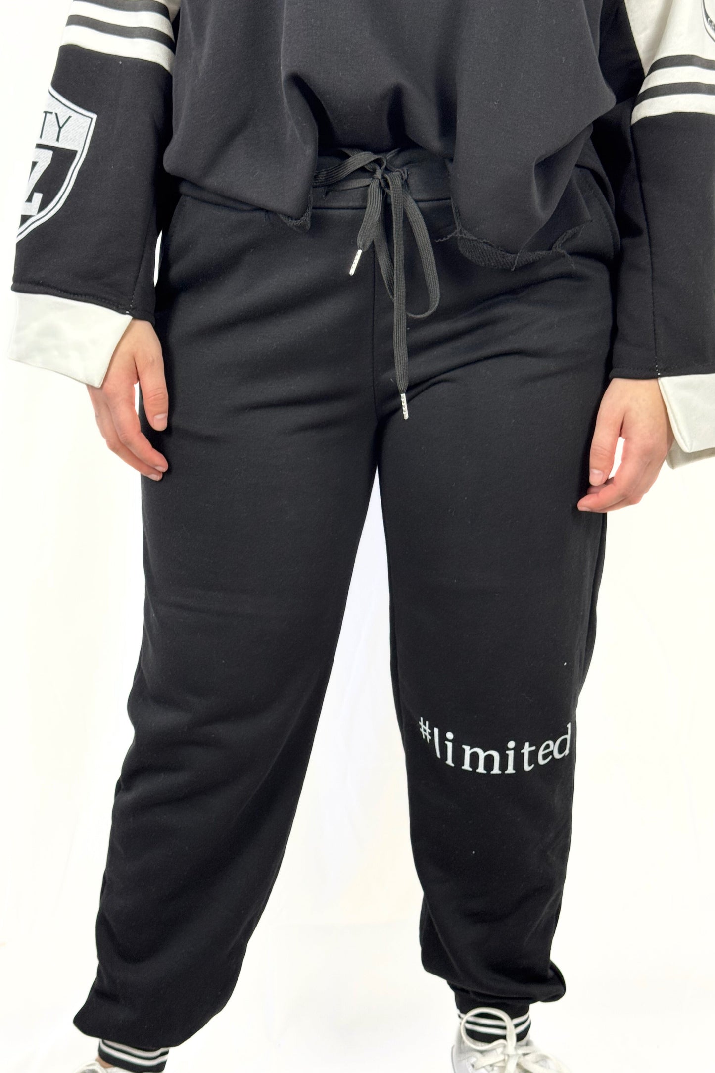 Schwarze Limited Edition Hose – modern & vielseitig