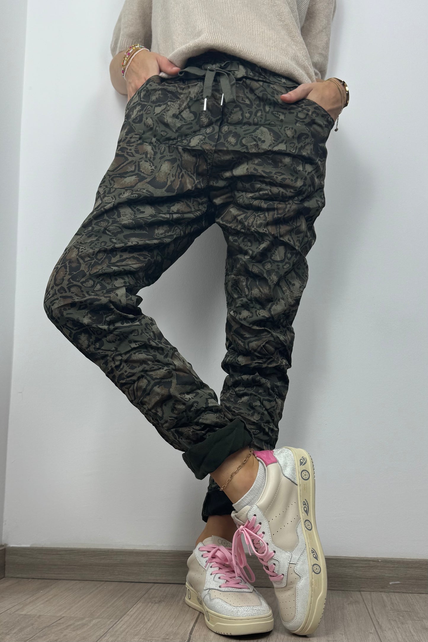 Damen Hose im Animal-Print mit elastischem Bund