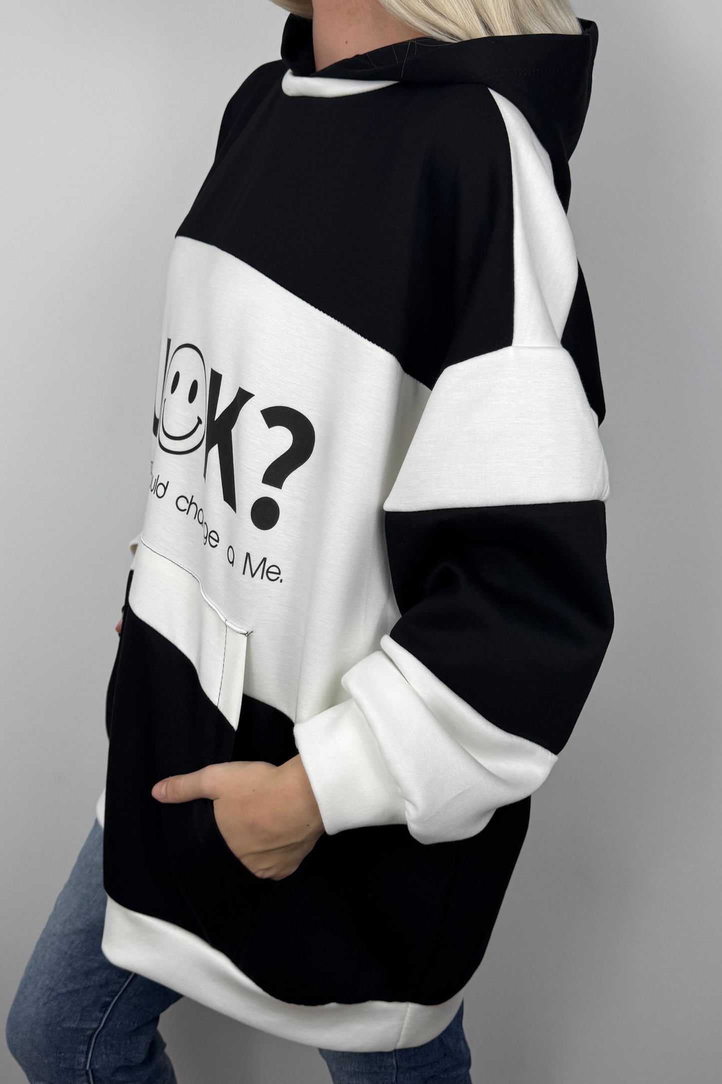 Kapuzensweatshirt mit Statement-Print-Schwarz/Weiß